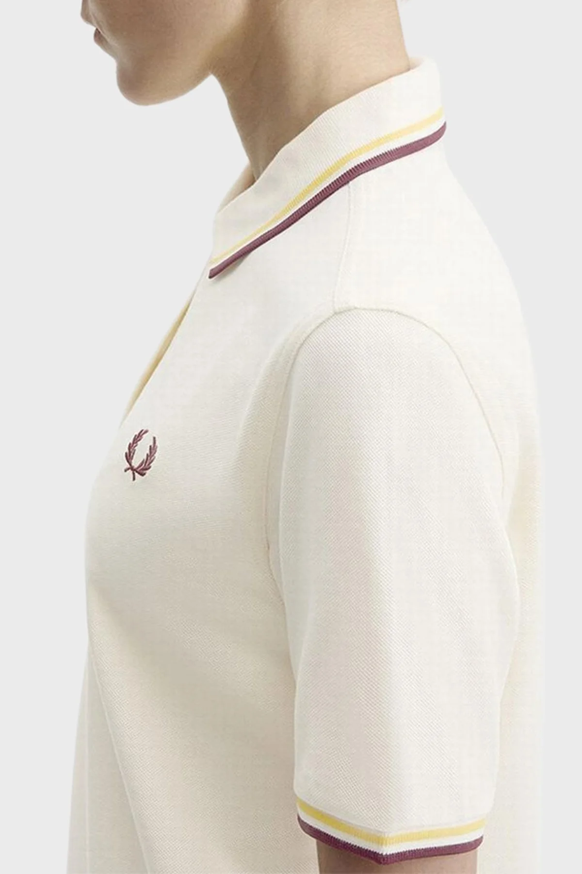 Fred Perry Pamuklu Regular Fit Logolu Düğmeli Bayan Polo G3600 18B KREM - 2