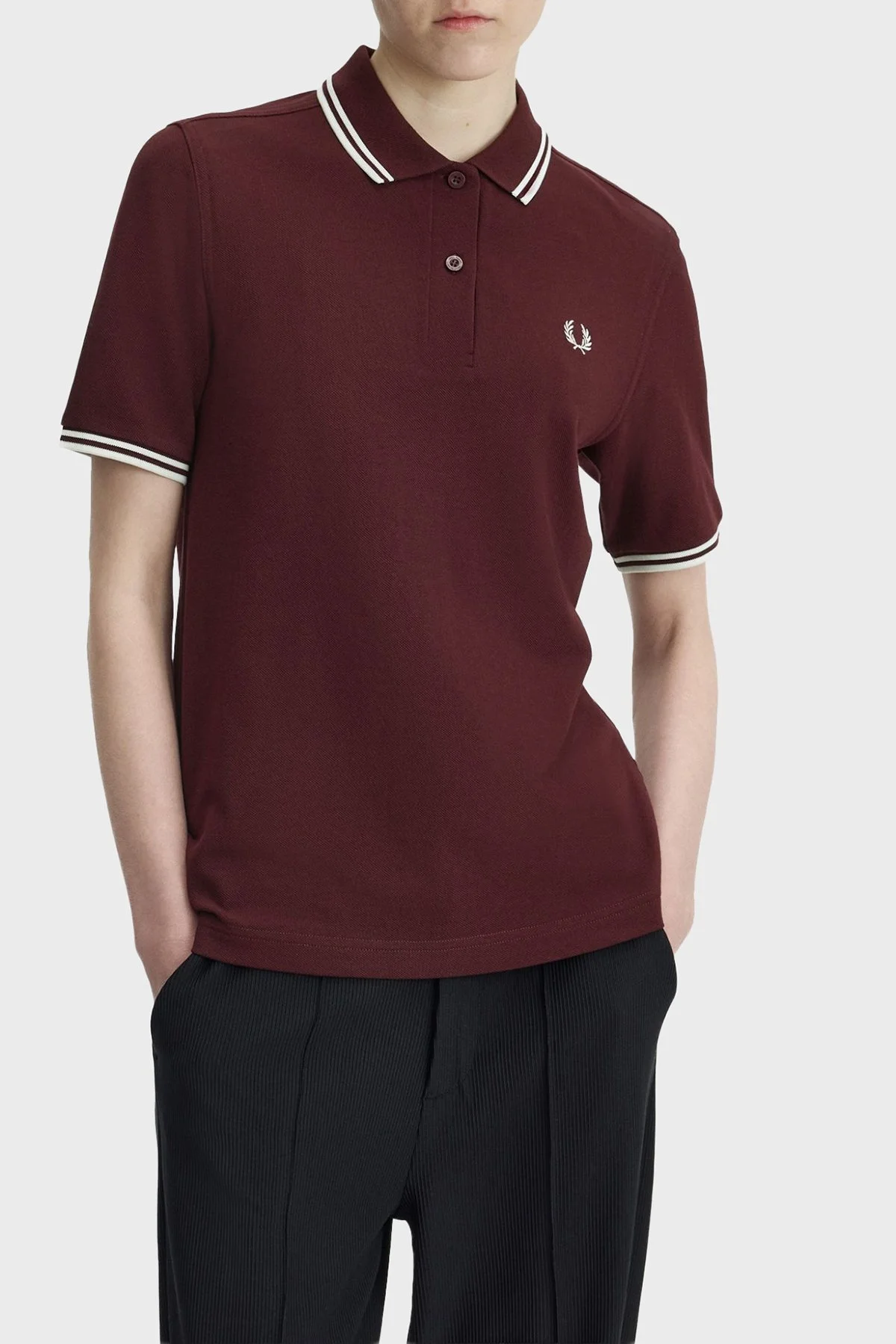 Fred Perry Pamuklu Regular Fit Logolu Düğmeli Bayan Polo G3600 597 BORDO - 4