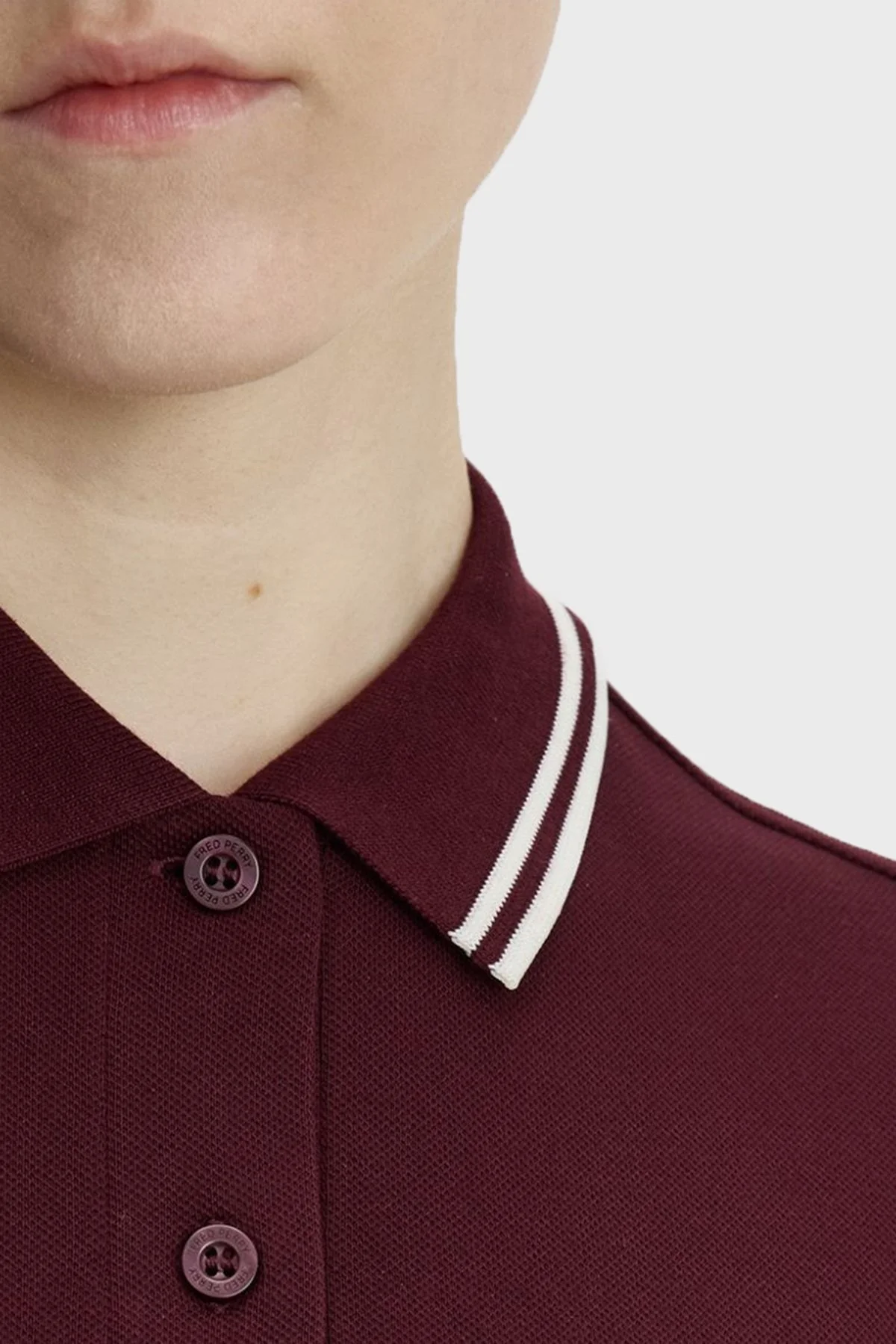 Fred Perry Pamuklu Regular Fit Logolu Düğmeli Polo Yaka Kadın Elbise D3600 597 BORDO - 6