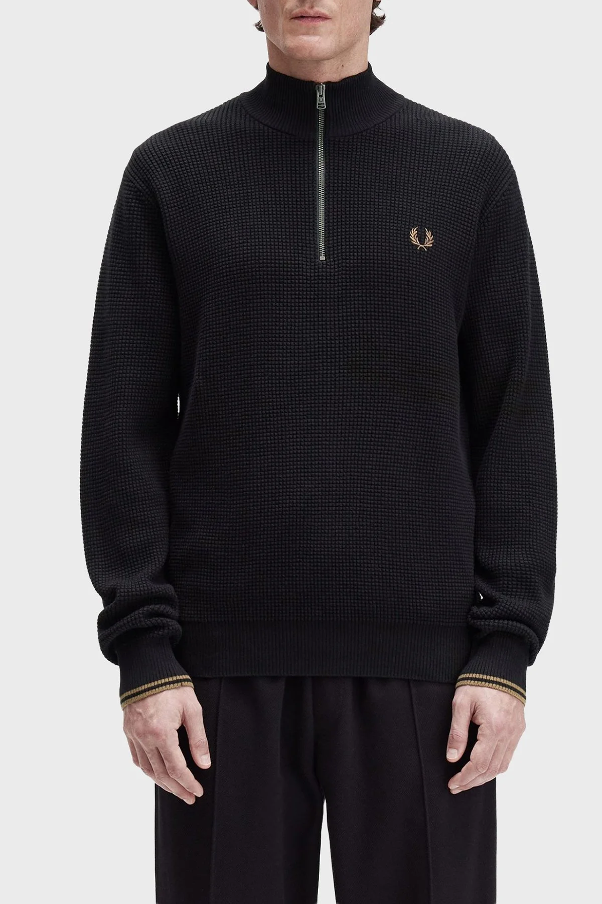 Fred Perry Pamuklu Regular Fit Yarım Fermuarlı Dik Yaka Yivli Erkek Sweat K8557 102 SİYAH - 1
