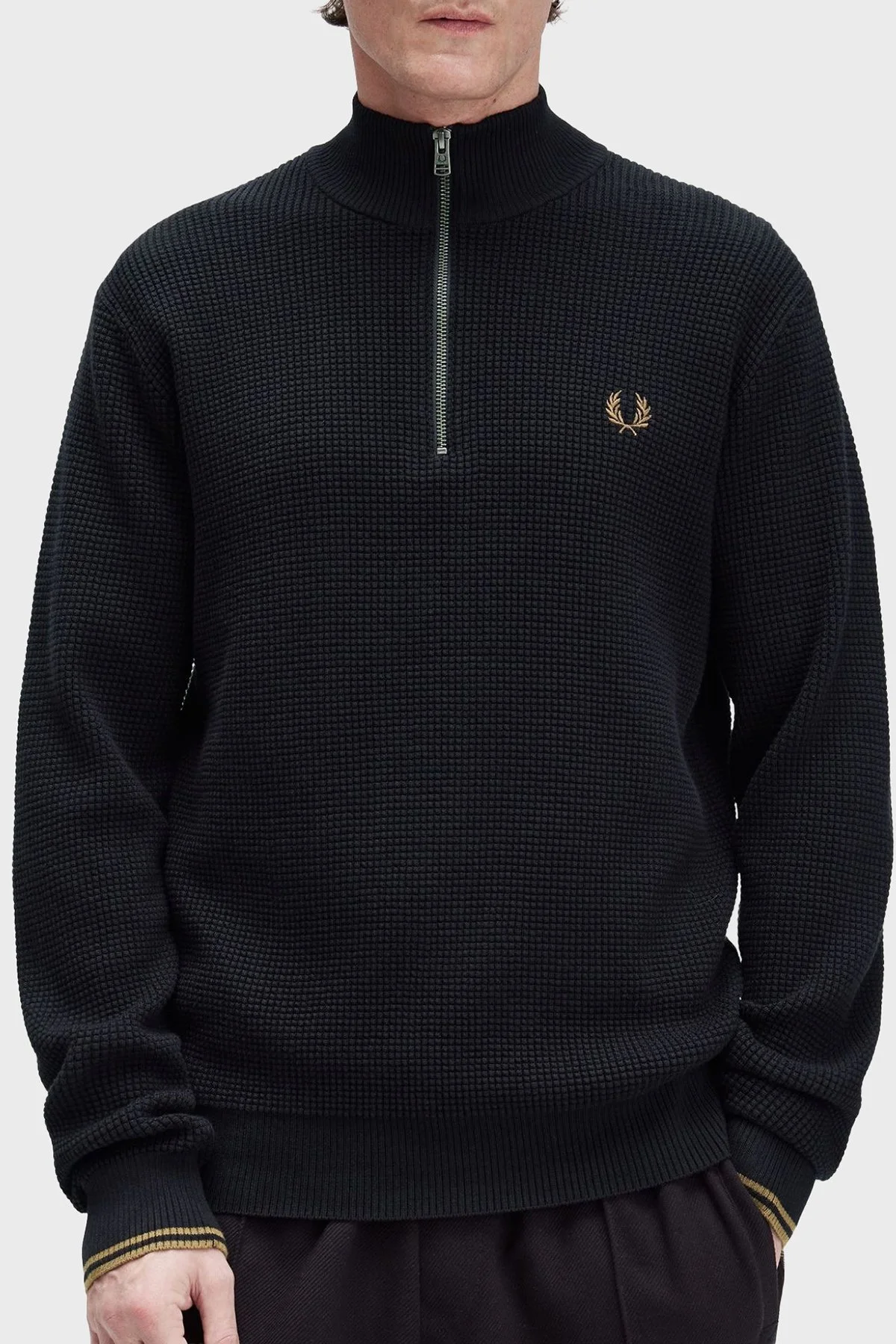 Fred Perry Pamuklu Regular Fit Yarım Fermuarlı Dik Yaka Yivli Erkek Sweat K8557 102 SİYAH - 4