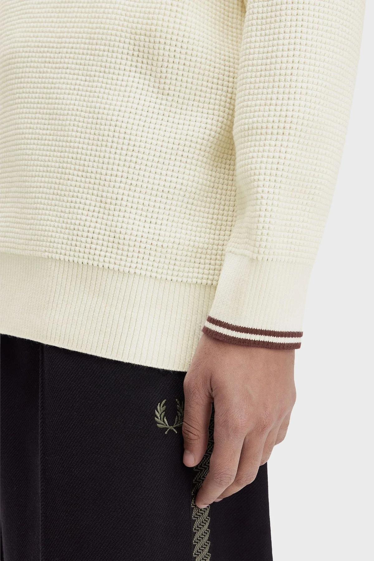 Fred Perry Pamuklu Regular Fit Yarım Fermuarlı Dik Yaka Yivli Erkek Sweat K8557 560 BEYAZ - 5