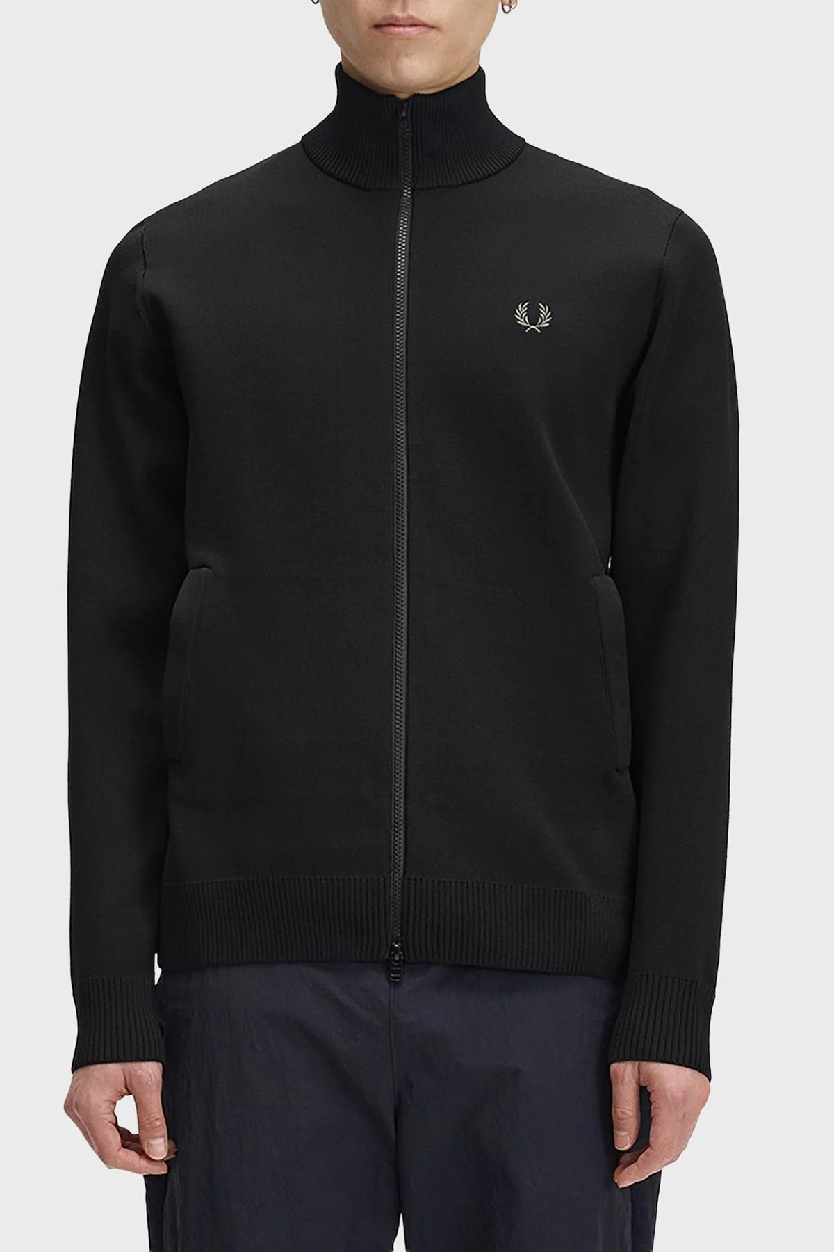 Fred Perry Regular Fit Dik Yaka Erkek Eşofman Üstü K3317 102 Siyah - 1