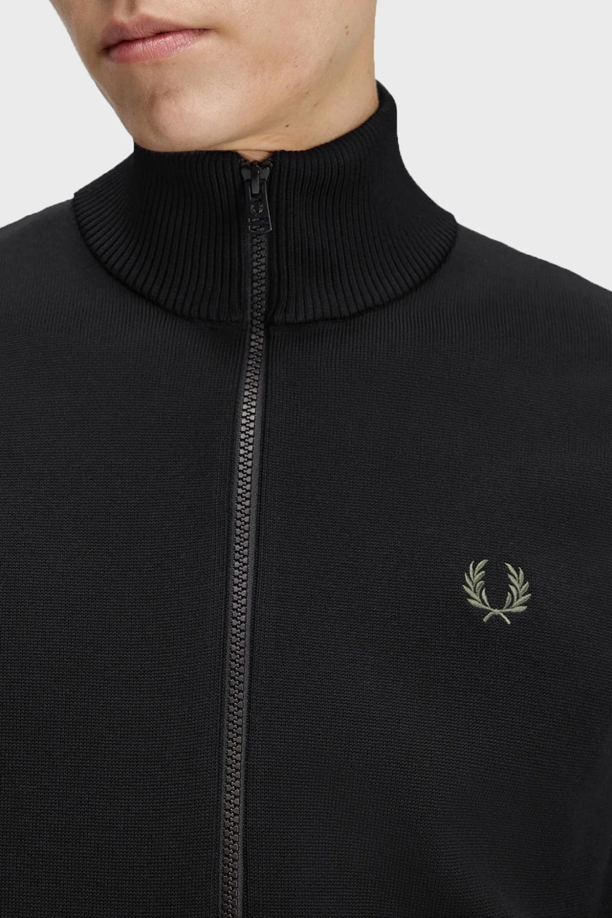 Fred Perry Regular Fit Dik Yaka Erkek Eşofman Üstü K3317 102 Siyah - 4