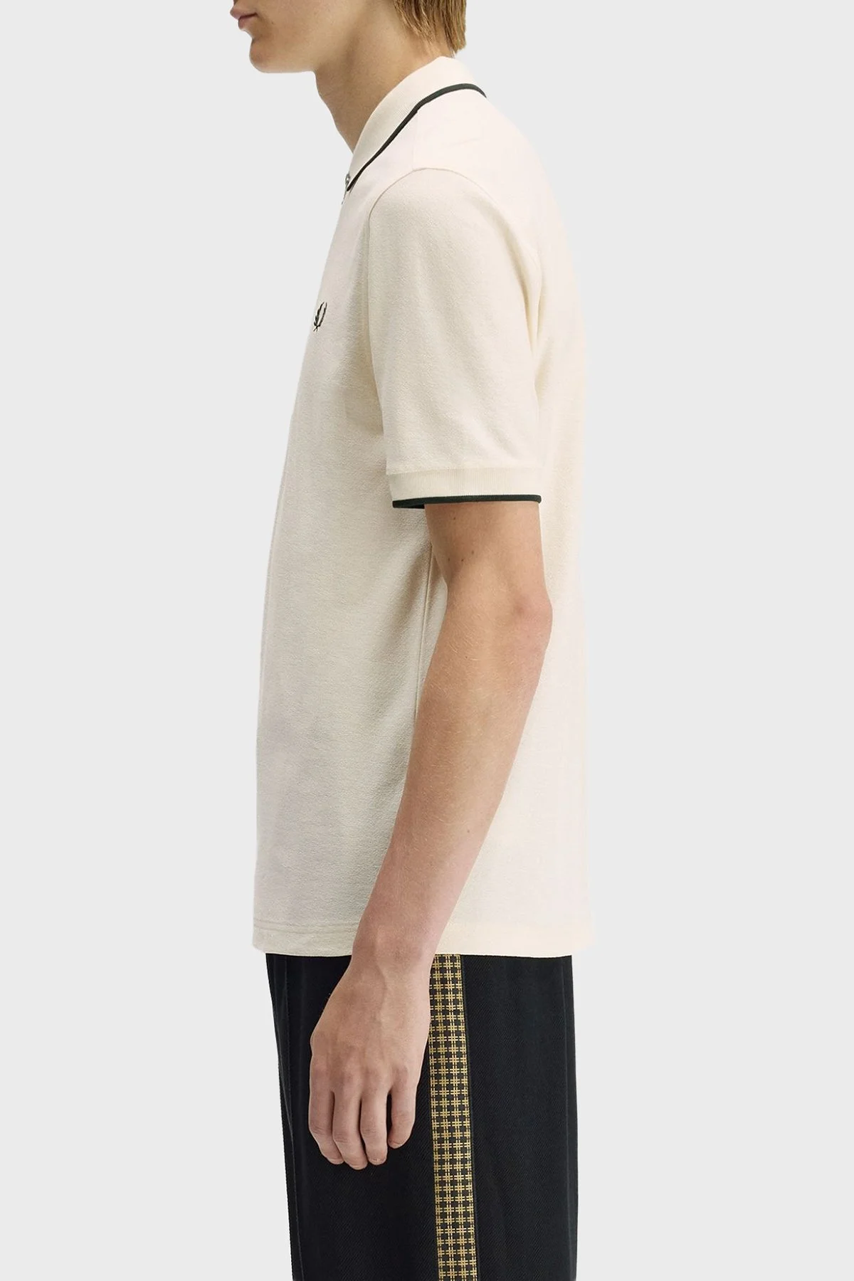 Fred Perry Şerit Detaylı % 100 Pamuk Regular Fit Yarım Fermuarlı Erkek Polo M2383 560 EKRU - 5