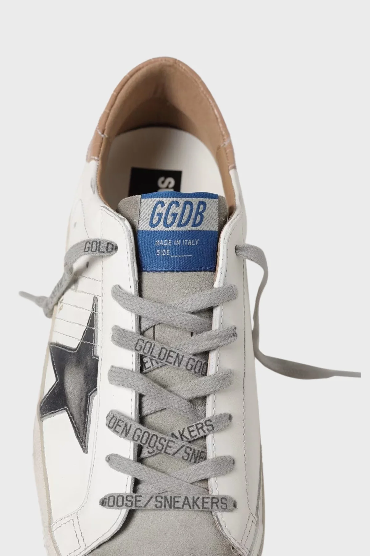 Golden Goose Deri Eskitme Detaylı Sneaker Erkek Ayakkabı GMF00101.F006903.81504 BEYAZ - 8