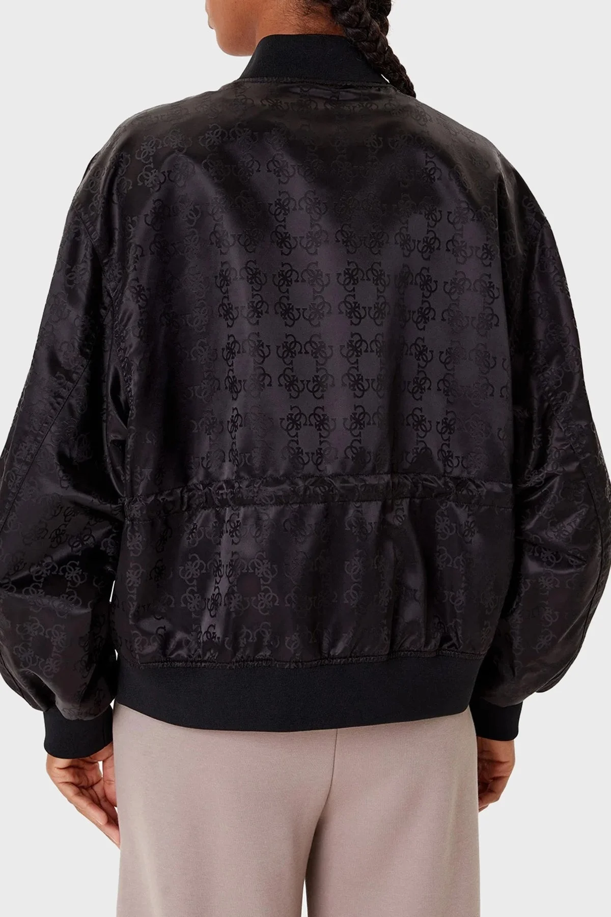 Guess 4G Aop Regular Fit Kolej Yaka Tamamı 4G Logolu Bomber V5YL11WHFU0 Bayan Ceket V5YL11 WHFU0 FJ4Q SİYAH - 3