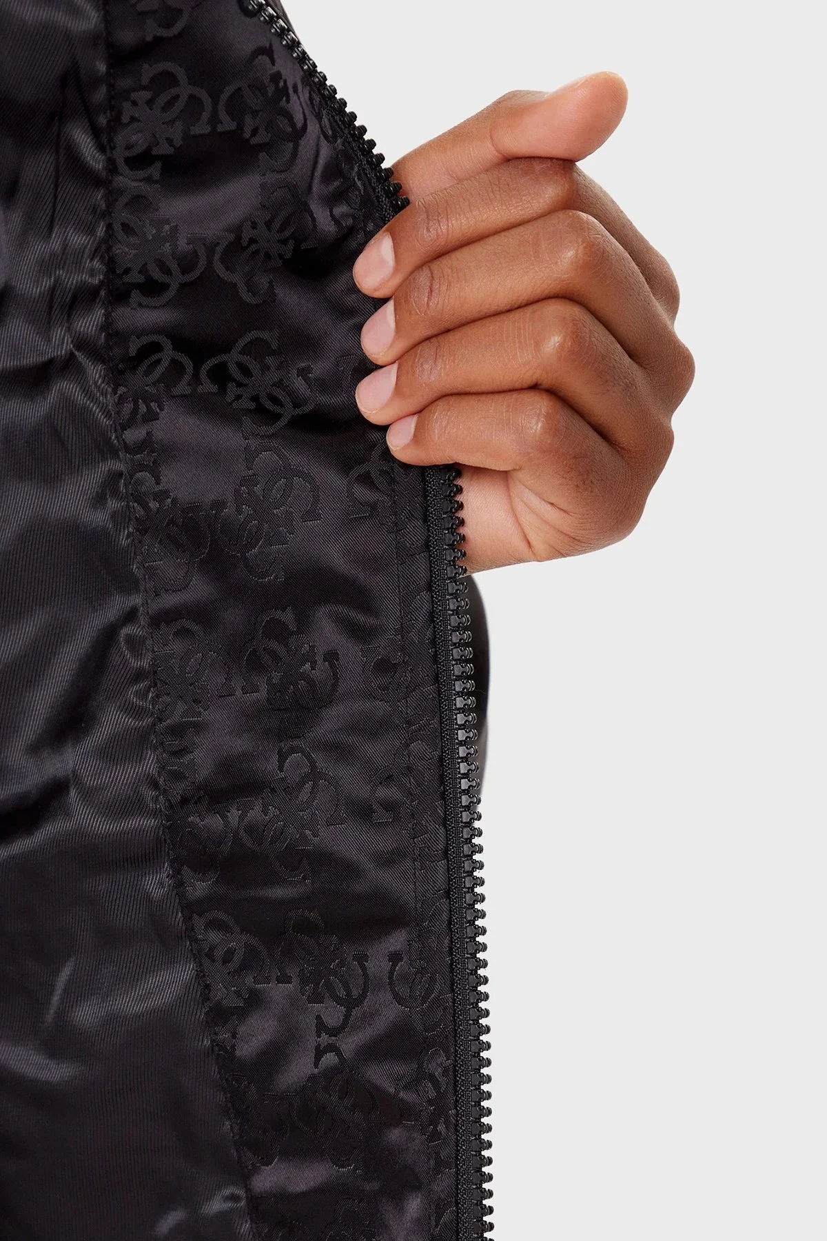 Guess 4G Aop Regular Fit Kolej Yaka Tamamı 4G Logolu Bomber V5YL11WHFU0 Bayan Ceket V5YL11 WHFU0 FJ4Q SİYAH - 5