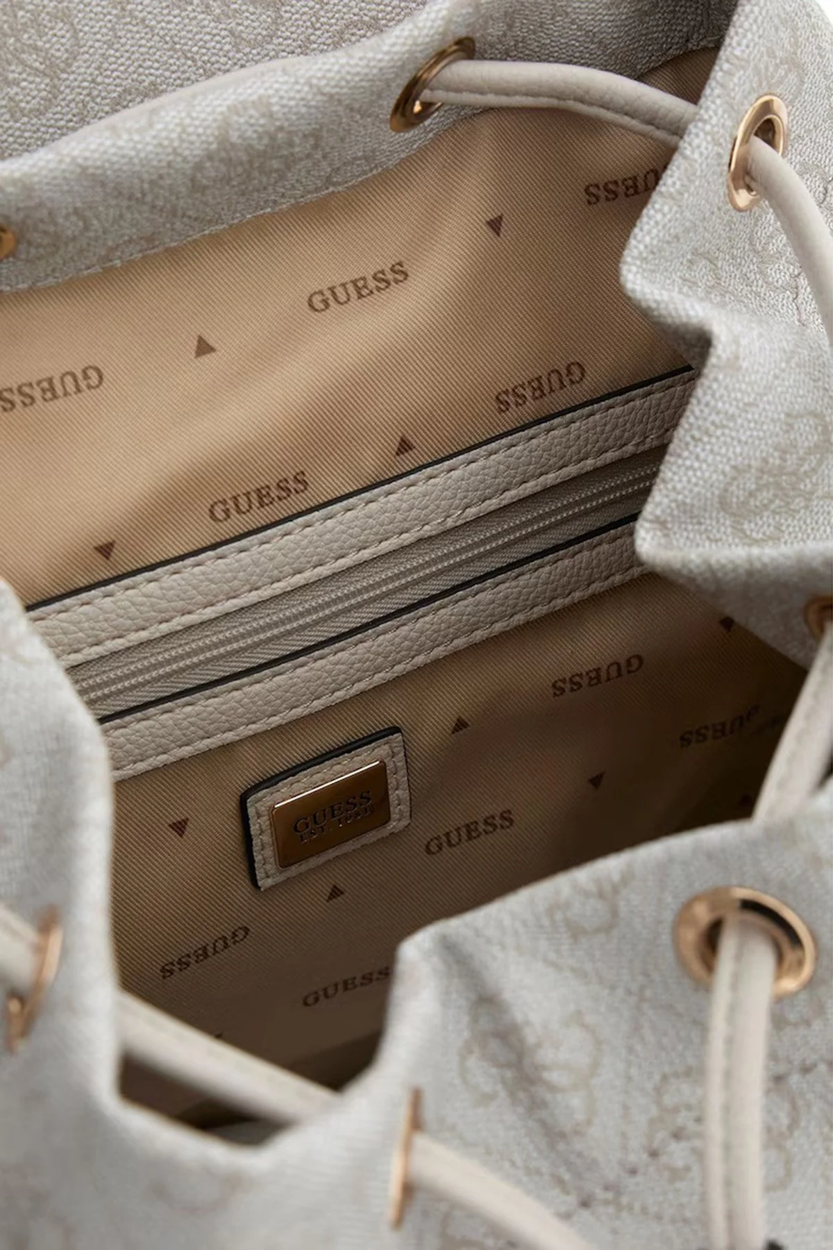 Guess 4G Logolu Ayarlanabilir Askılı HWSG7118310 Kadın Sırt Çantası HWSG71 18310 BNN TAŞ - 3