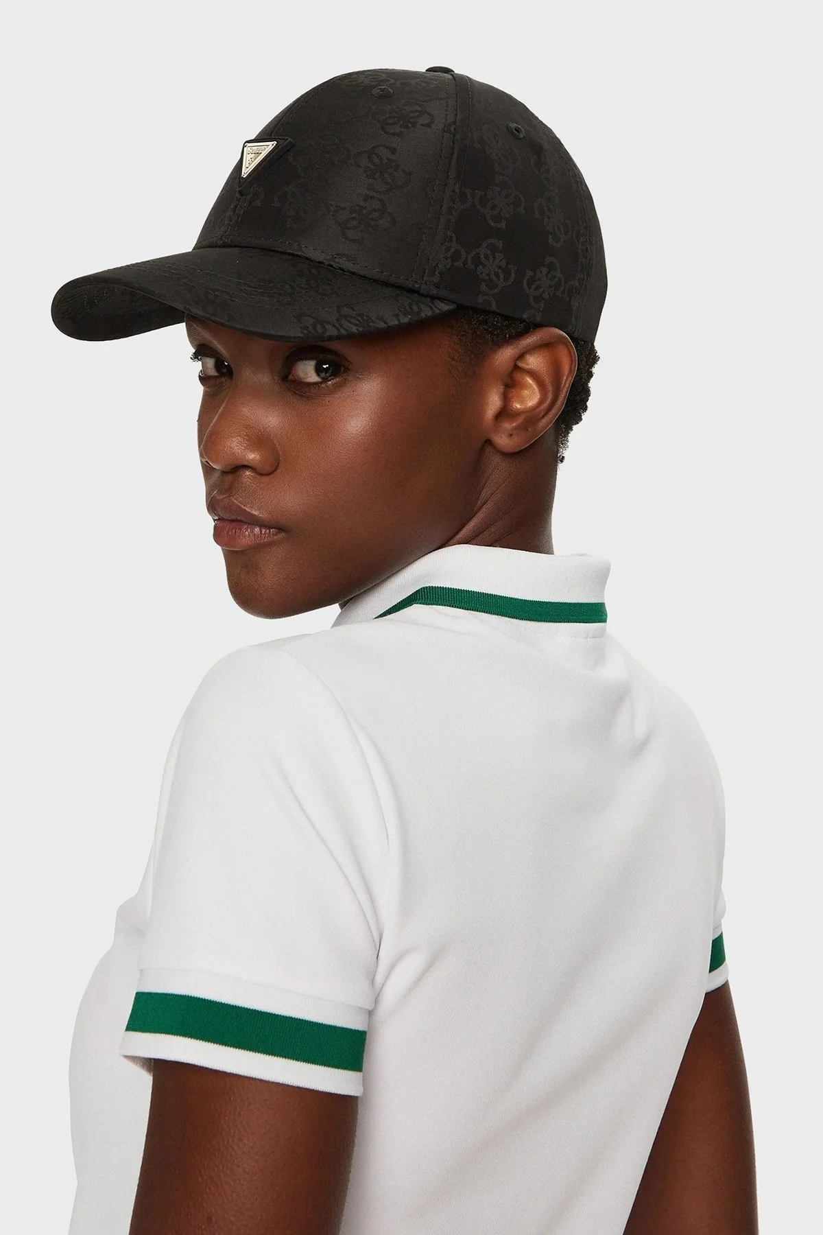 Guess 4G Logolu V4BZ00WGLV2 Bayan Şapka V4BZ00 WGLV2 FJ4Q SİYAH - 3