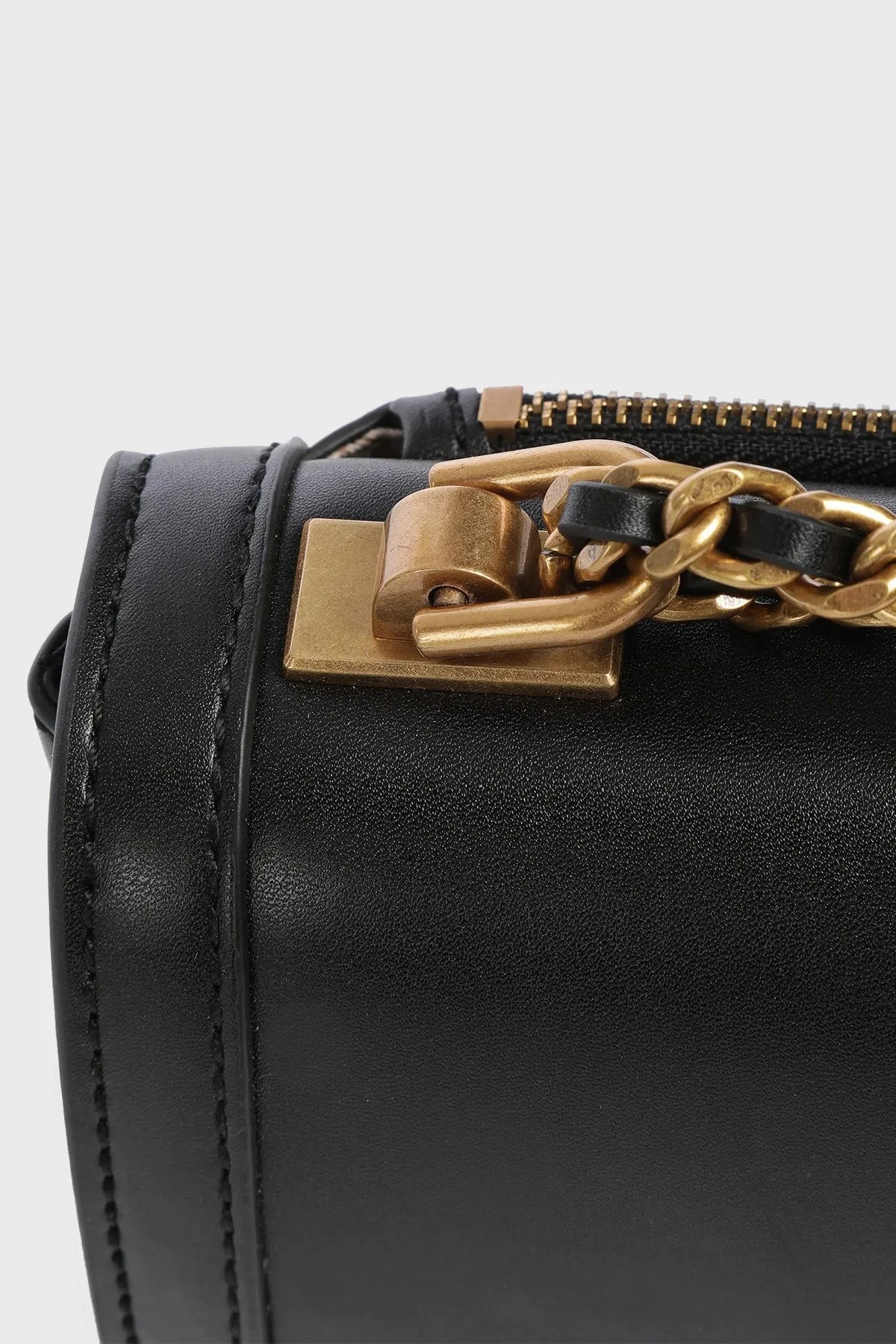 Guess Abey Logo Desenli Ayrılabilir Kolye Detaylı Omuz Askılı Çapraz Bayan Çanta HWVB8558190 BLA SİYAH - 5