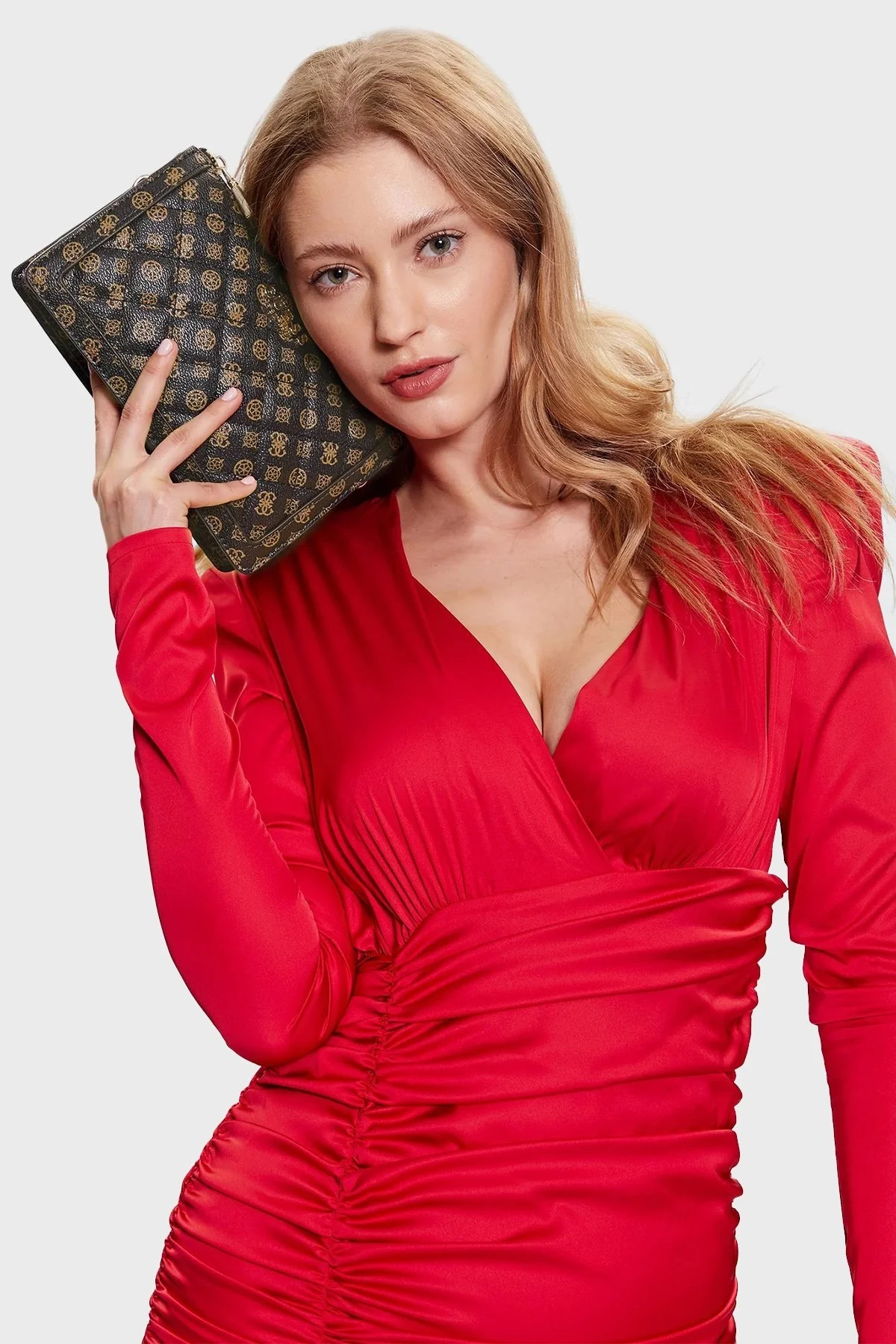 Guess Abey Logolu Çıkarılabilir Omuz Askılı Bayan Çanta HWPG8558730 MLO SİYAH - 2