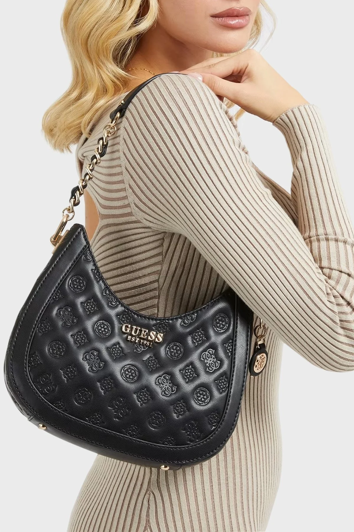 Guess Abey Logolu Zincir Askılı Bayan Çanta HWPD8558010 BLA SİYAH - 2