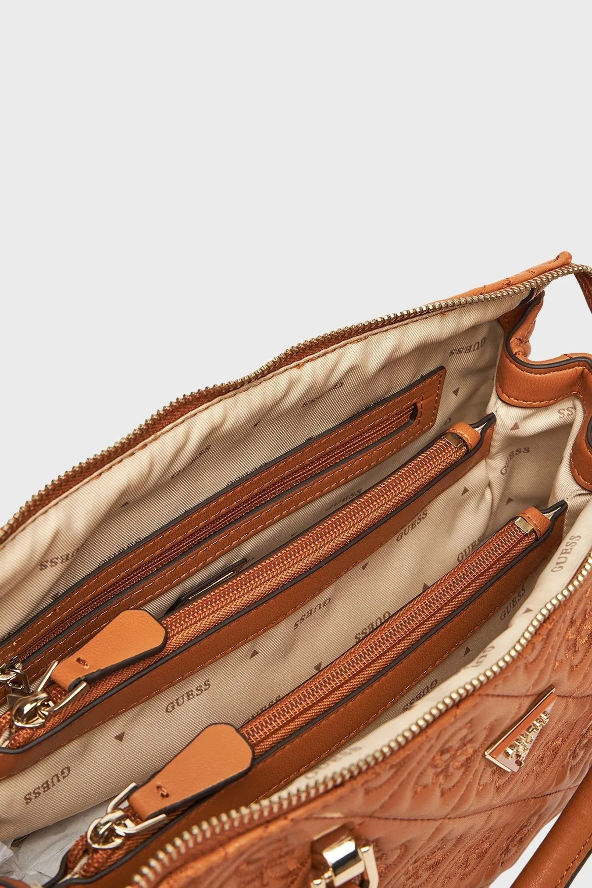 Guess Adelasia 4G Logolu Çıkarılabilir Askılı HWQL9658060 Bayan Çanta HWQL96 58060 CAR TABA - 5