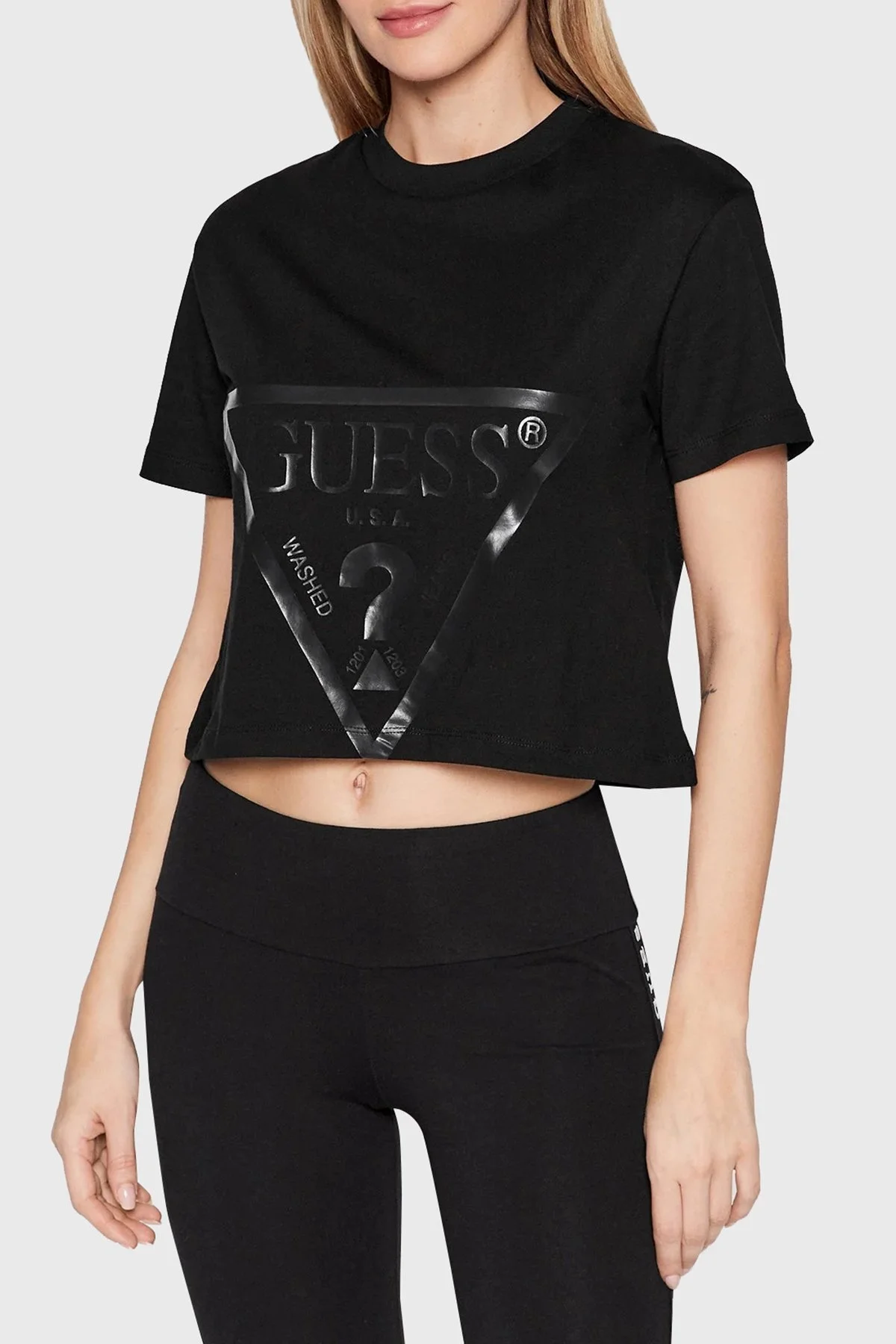 Guess Adele Pamuklu Regular Fit Crop V2YI06K8HM0 Bayan T Shirt V2YI06K 8HM0 JBLK SİYAH - 1