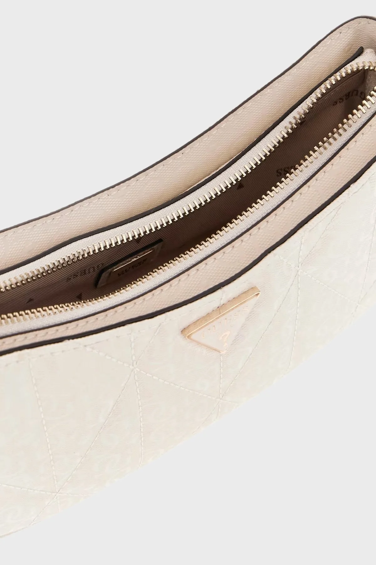 Guess Aldina Jakarlı Logo Baskılı Zincir Askılı HWGG9663170 Bayan Çanta HWGG96 63170 OFF BEYAZ - 3