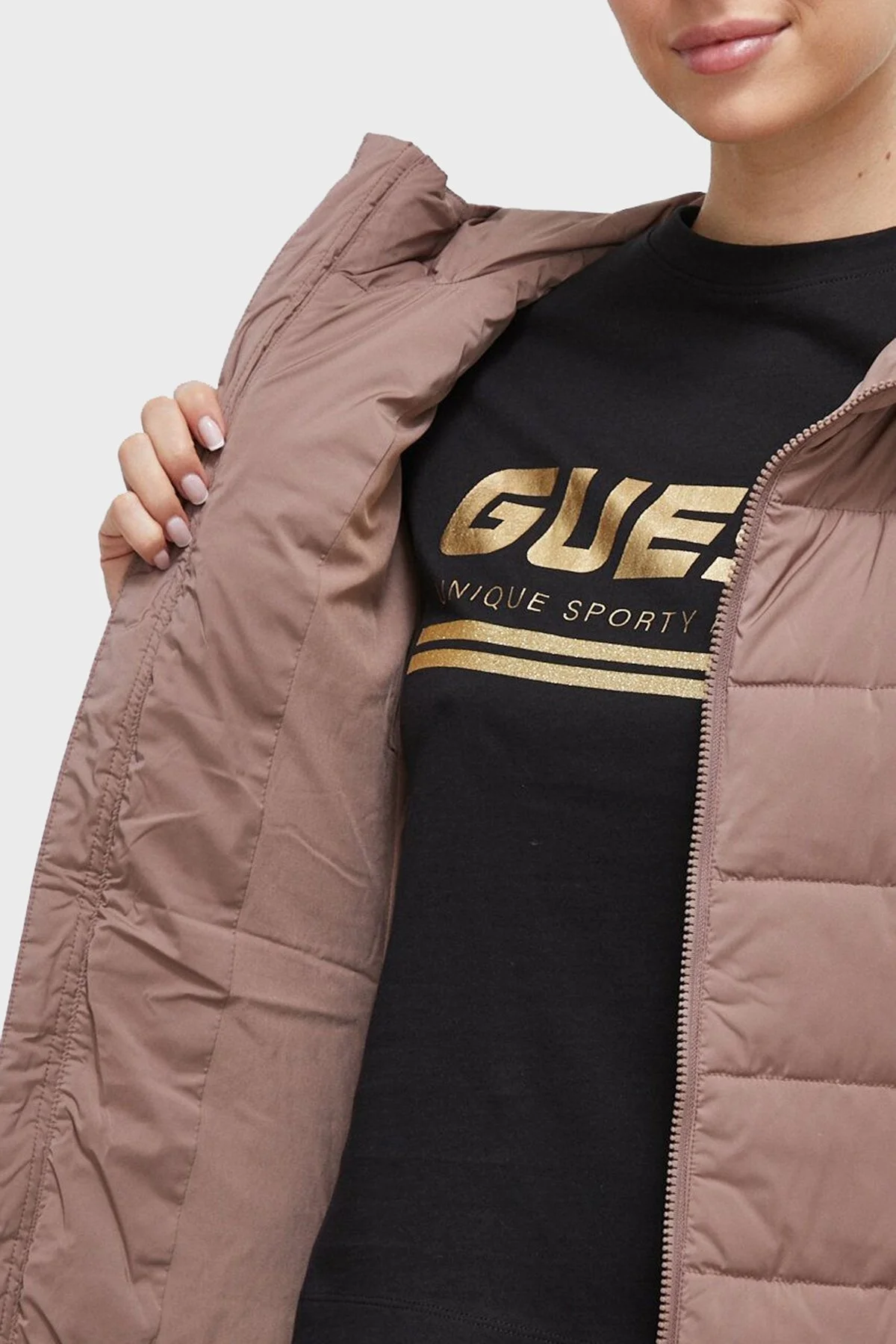 Guess Aleta Regular Fit Kapüşonlu Uzun Şişme Bayan Mont V3BL12WF3X0 G1Q3 BEJ - 11