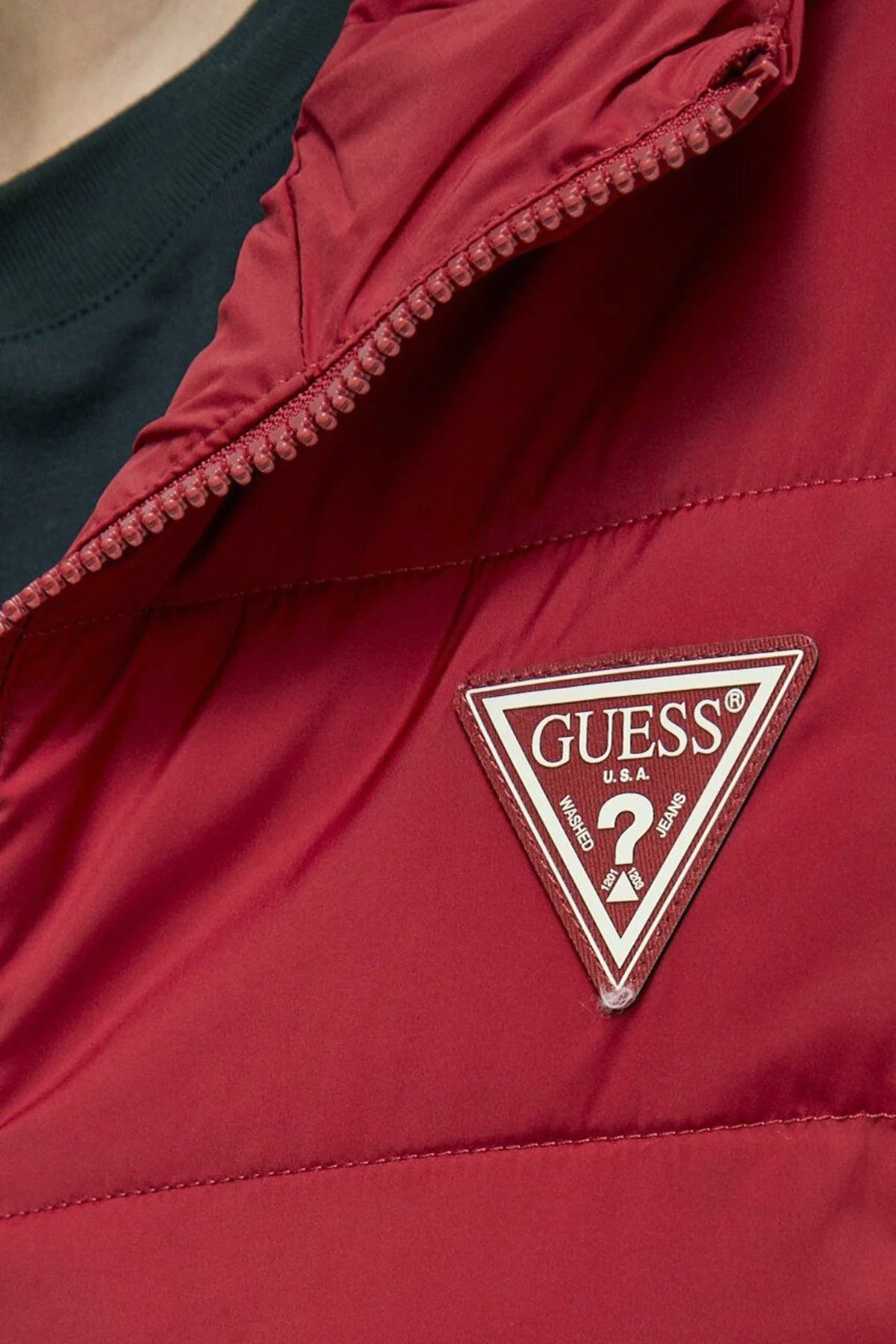 Guess Aleta Regular Fit Kapüşonlu Uzun Şişme Bayan Mont V3BL12WF3X0 G5B7 KIRMIZI - 6