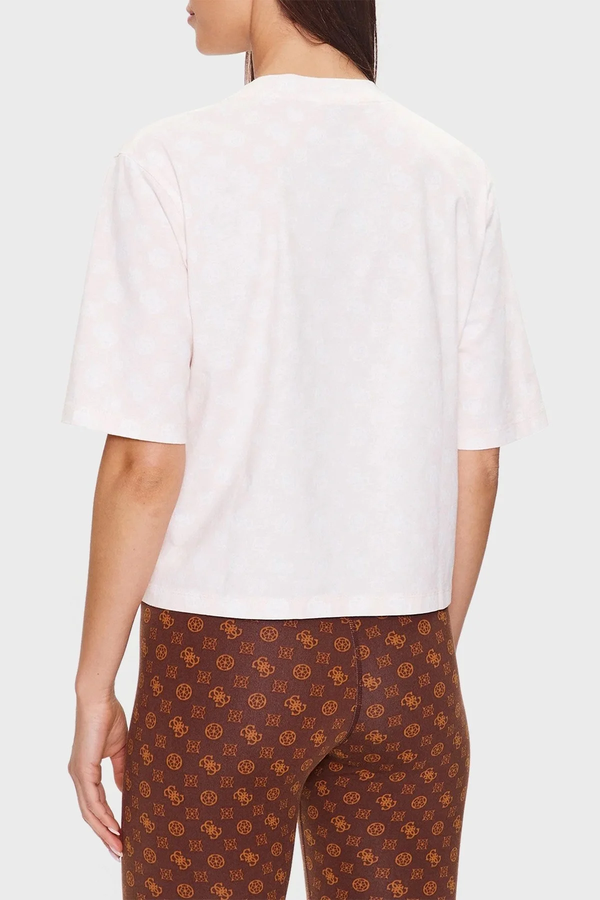 Guess Aletha Pamuklu Regular Fit Bisiklet Yaka Crop Bayan T Shirt V3YI00I3Z14 P0DC BEJ - 2