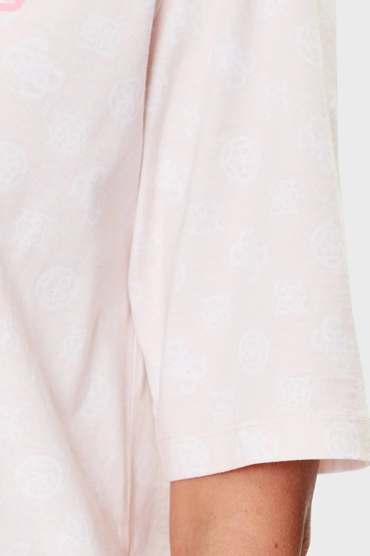 Guess Aletha Pamuklu Regular Fit Bisiklet Yaka Crop Bayan T Shirt V3YI00I3Z14 P0DC BEJ - 5