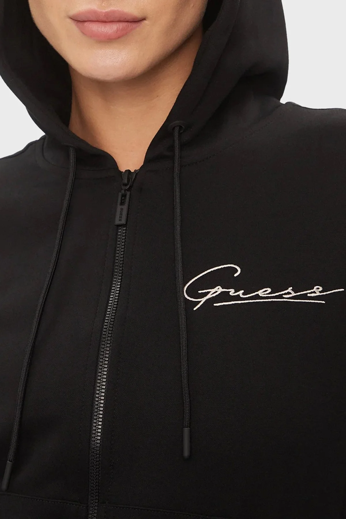 Guess Allycia Kapüşonlu Cropped Fit V4RQ02KC3D2 Bayan Sweat V4RQ02 KC3D2 JBLK SİYAH - 4