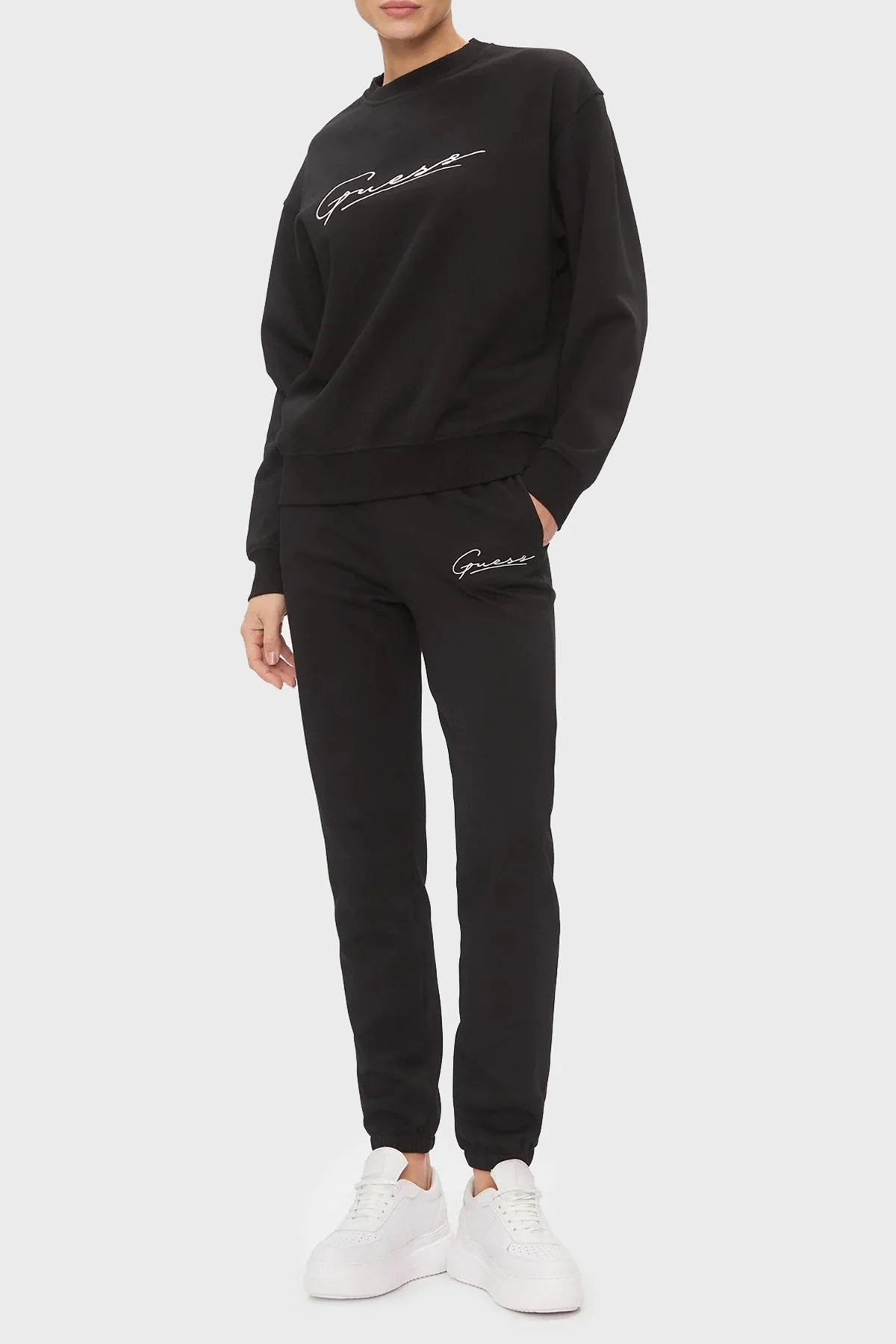 Guess Allycia Pamuklu Regular Fit V4RQ01KC3D2 Bayan Sweat V4RQ01 KC3D2 JBLK SİYAH - 3