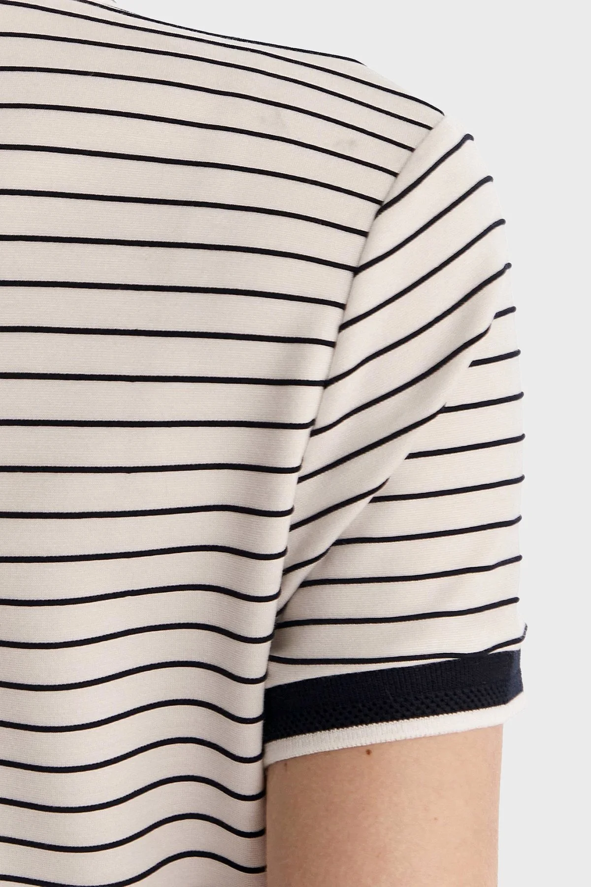 Guess Alphonsin Regular Fit Düğmeli Polo Yaka Çizgili Mini W6GK14K2948 Bayan Elbise W6GK14 K2948 S0AK BEYAZ-SİYAH - 5