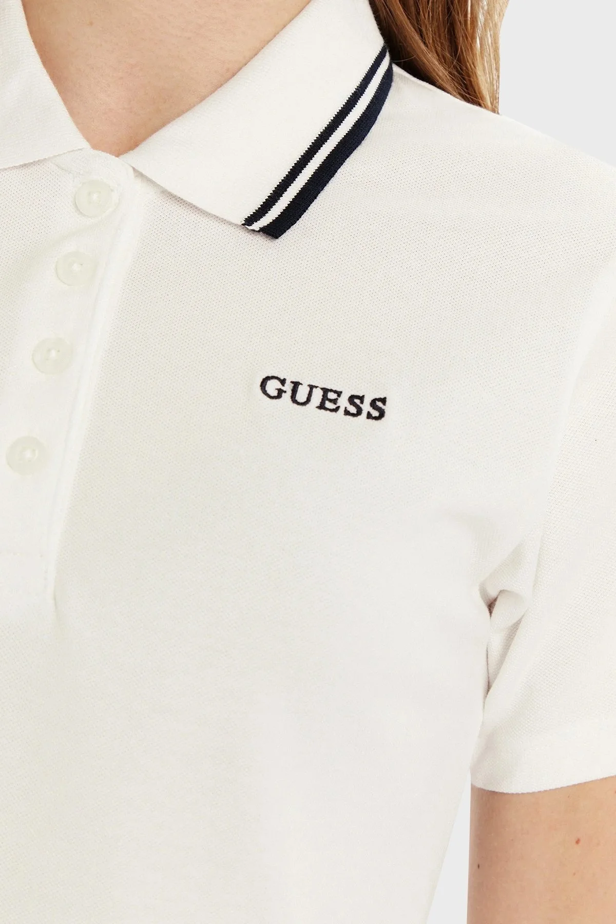 Guess Amaryllis Pamuklu Slim Fit V5GP06KCOK1 Bayan Polo Yaka T Shirt V5GP06 KCOK1 G011 BEYAZ - 10