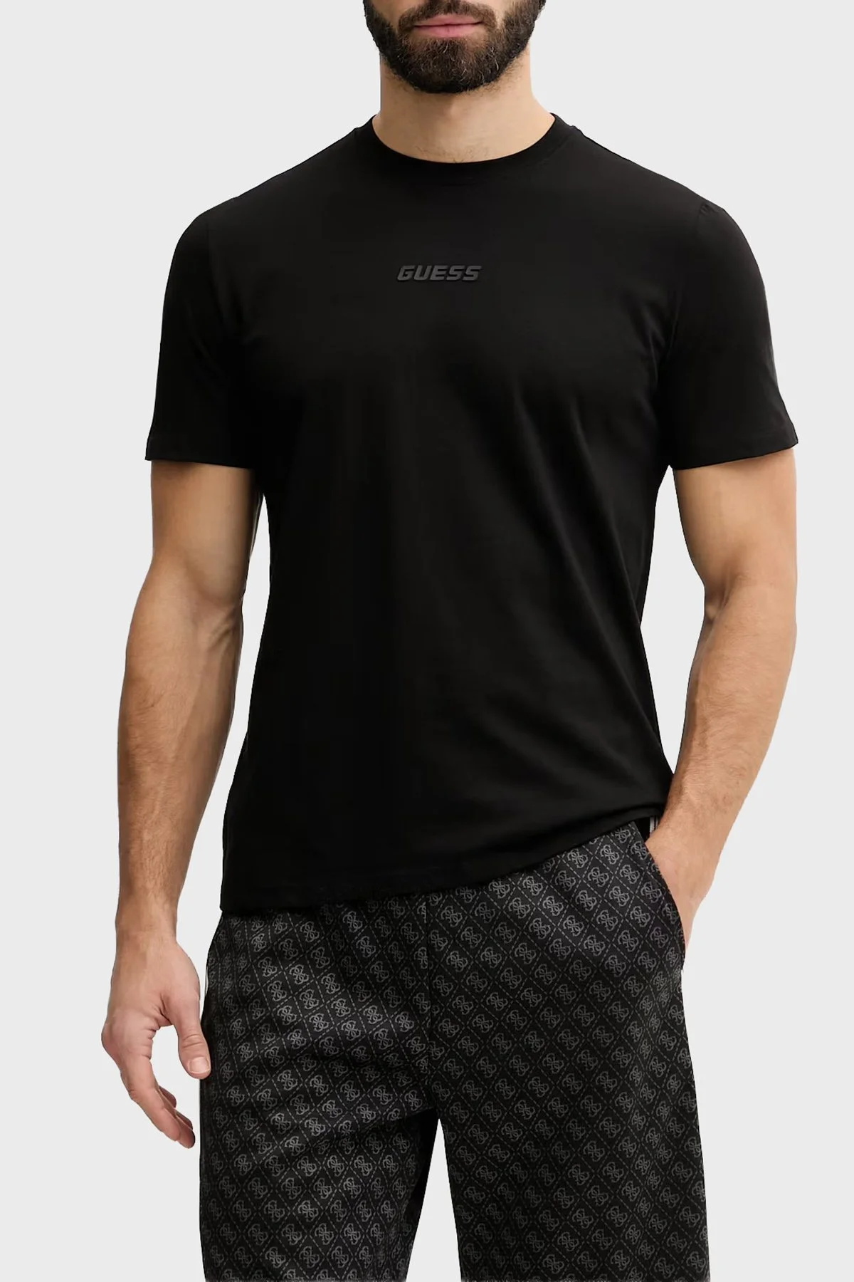 Guess Ambrogio Pamuklu Regular Fit Logolu Bisiklet Yaka Z6GI06K2847 Erkek T Shirt Z6GI06 K2847 JBLK Siyah - 1