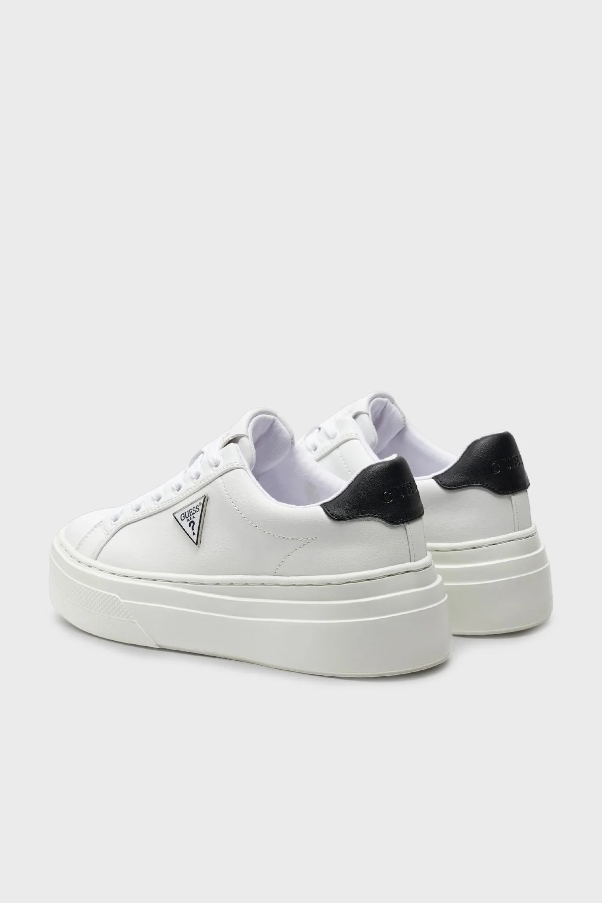 Guess Amera Logolu Sneaker FLGAMAELE12 Bayan Ayakkabı FLGAMA ELE12 WHBLK SİYAH-BEYAZ - 3