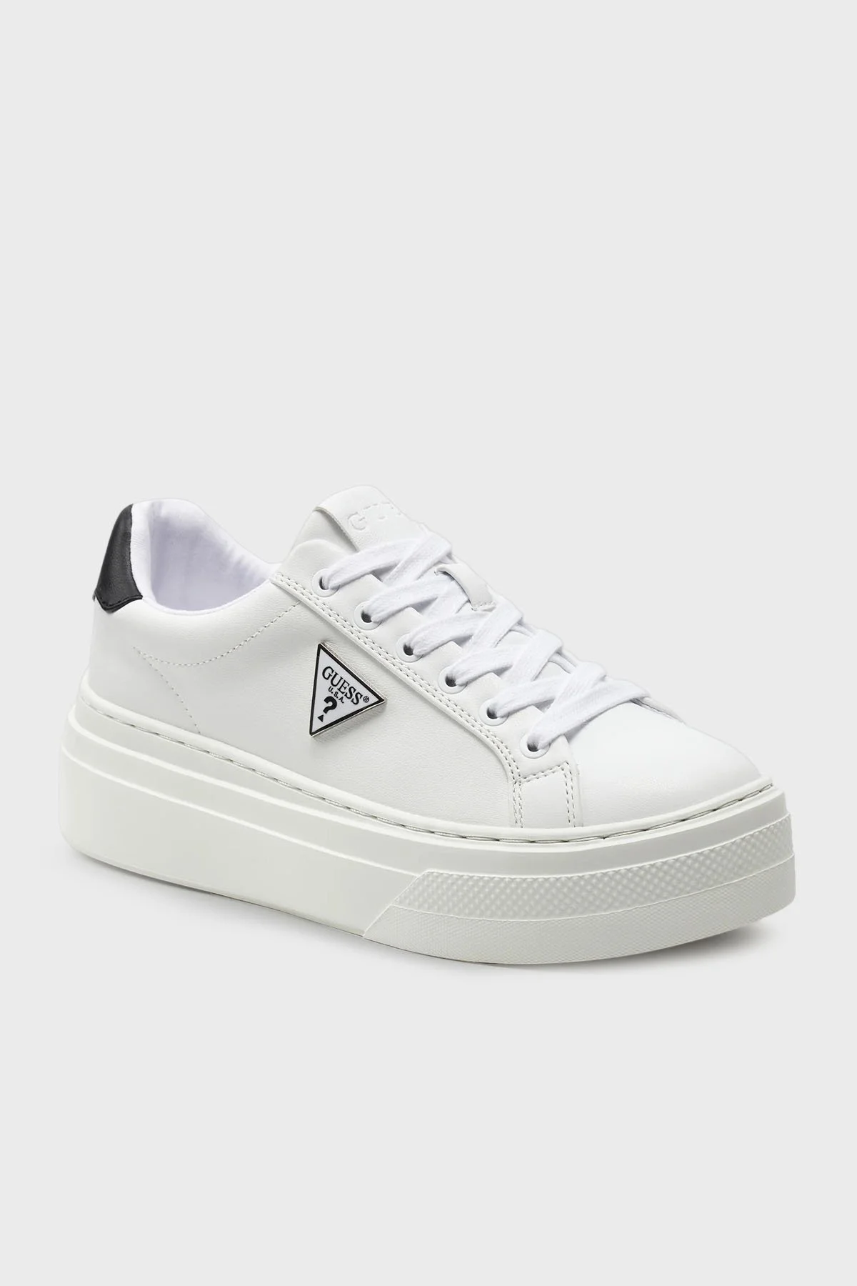 Guess Amera Logolu Sneaker FLGAMAELE12 Bayan Ayakkabı FLGAMA ELE12 WHBLK SİYAH-BEYAZ - 6