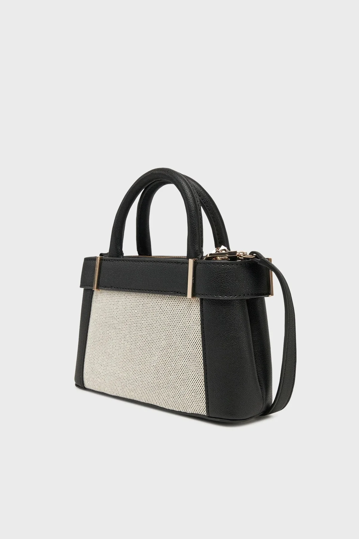 Guess Anadela Logolu Çıkarılabilir Askılı Mini HWAG9633760 Bayan Çanta HWAG96 33760 NTB SİYAH-BEJ - 3