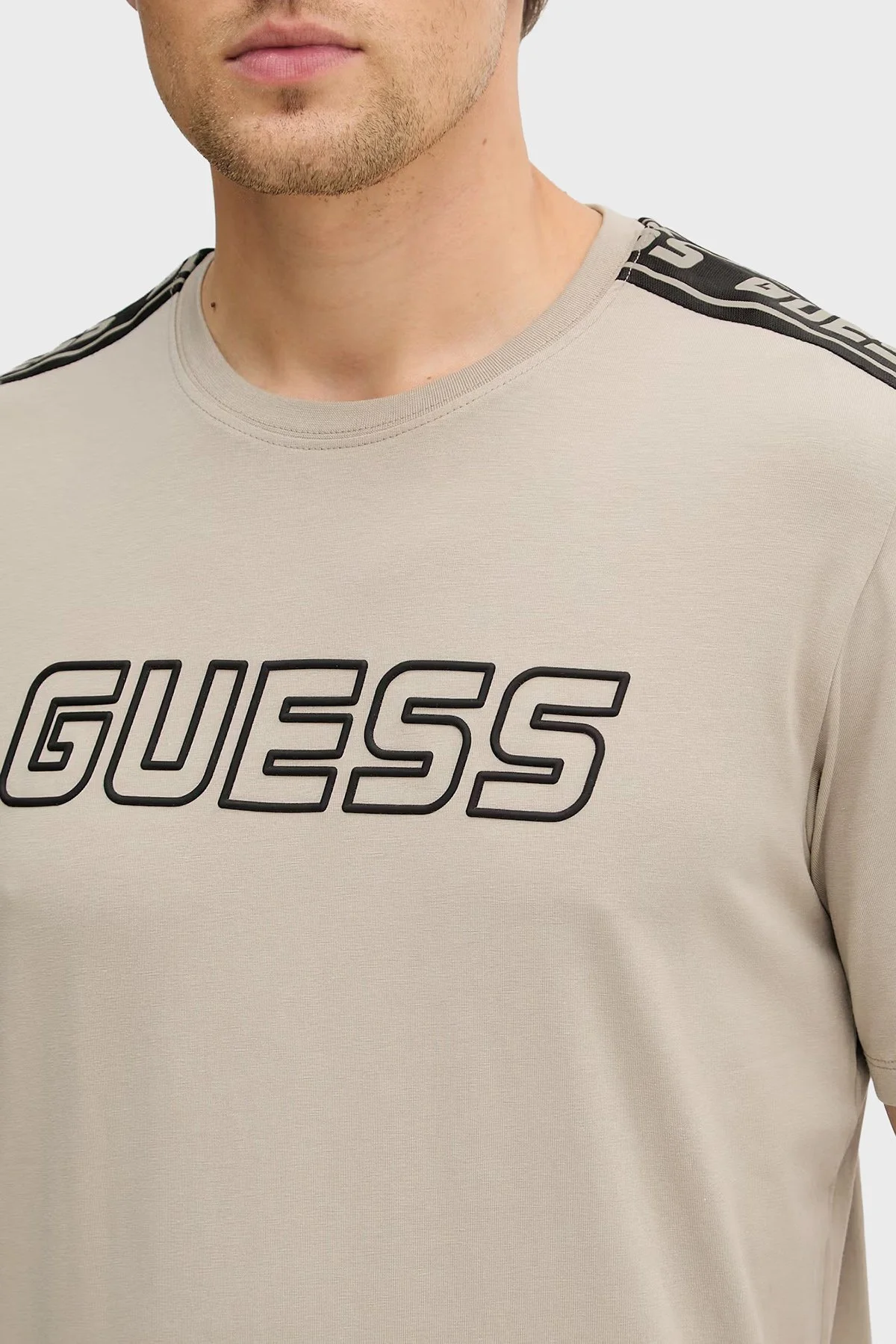 Guess Arlo Cn Pamuklu Regular Fit Logolu Bisiklet Yaka Z4GI18J1314 Erkek T Shirt Z4GI18 J1314 G1CA Bej - 5