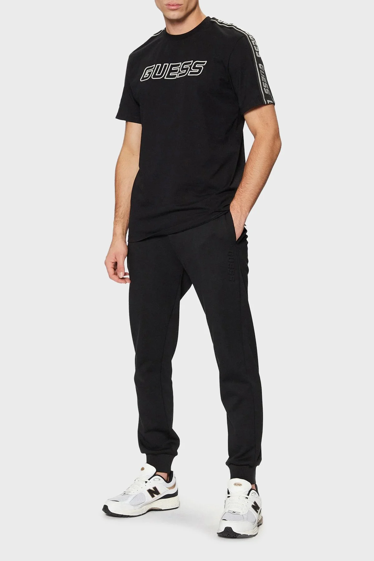 Guess Arlo Pamuklu Regular Fit Logolu Bisiklet Yaka Z4GI18J1314 Erkek T Shirt Z4GI18 J1314 JBLK SİYAH - 2