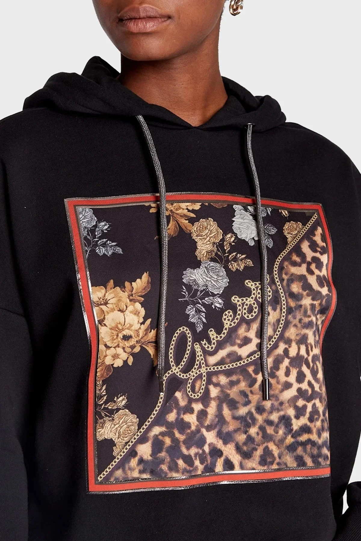 Guess Baskılı Kapüşonlu Regular Fit Pamuklu Zenovia Bayan Sweat W2BQ10K9YH1 JBLK SİYAH - 3