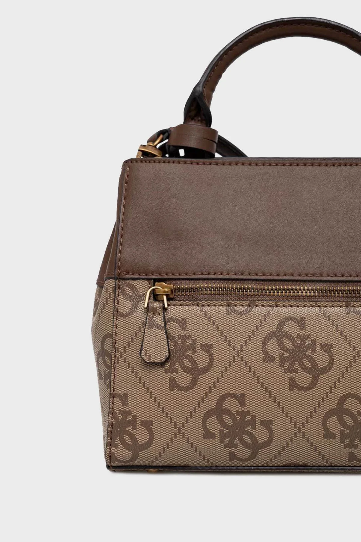 Guess Berta Logolu Çıkarılabilir Omuz Askılı Bayan Çanta HWBB8688050 LGW KAHVE - 4