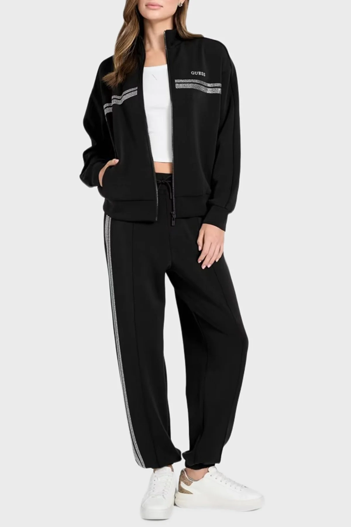 Guess Berthe Taş Detaylı Modal Karışımlı Regular Fit Fermuarlı V6RQ01KCAY2 Bayan Sweat V6RQ01 KCAY2 JBLK SİYAH - 2