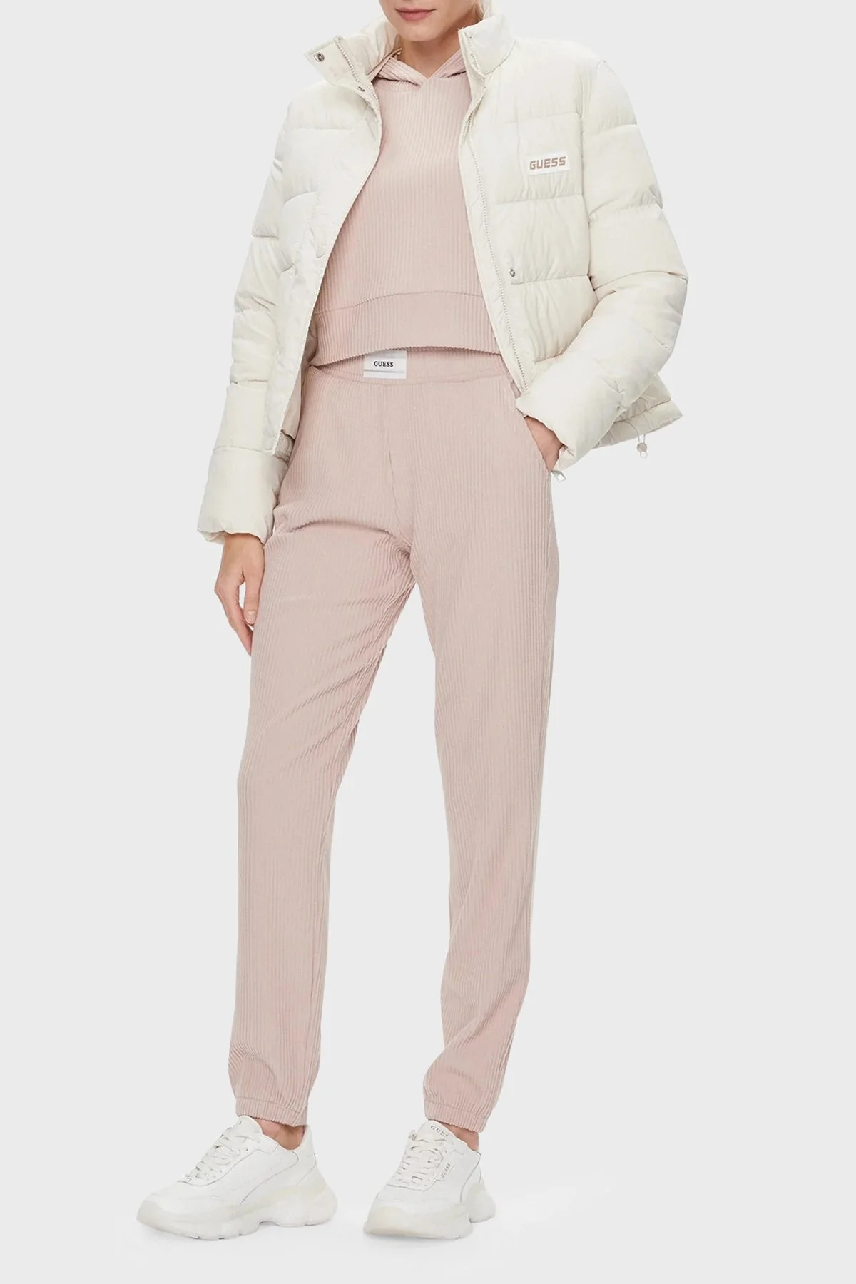 Guess Bertina Regular Fit Şişme V4RL00WFYE2 Bayan Mont V4RL00 WFYE2 G015 EKRU - 3