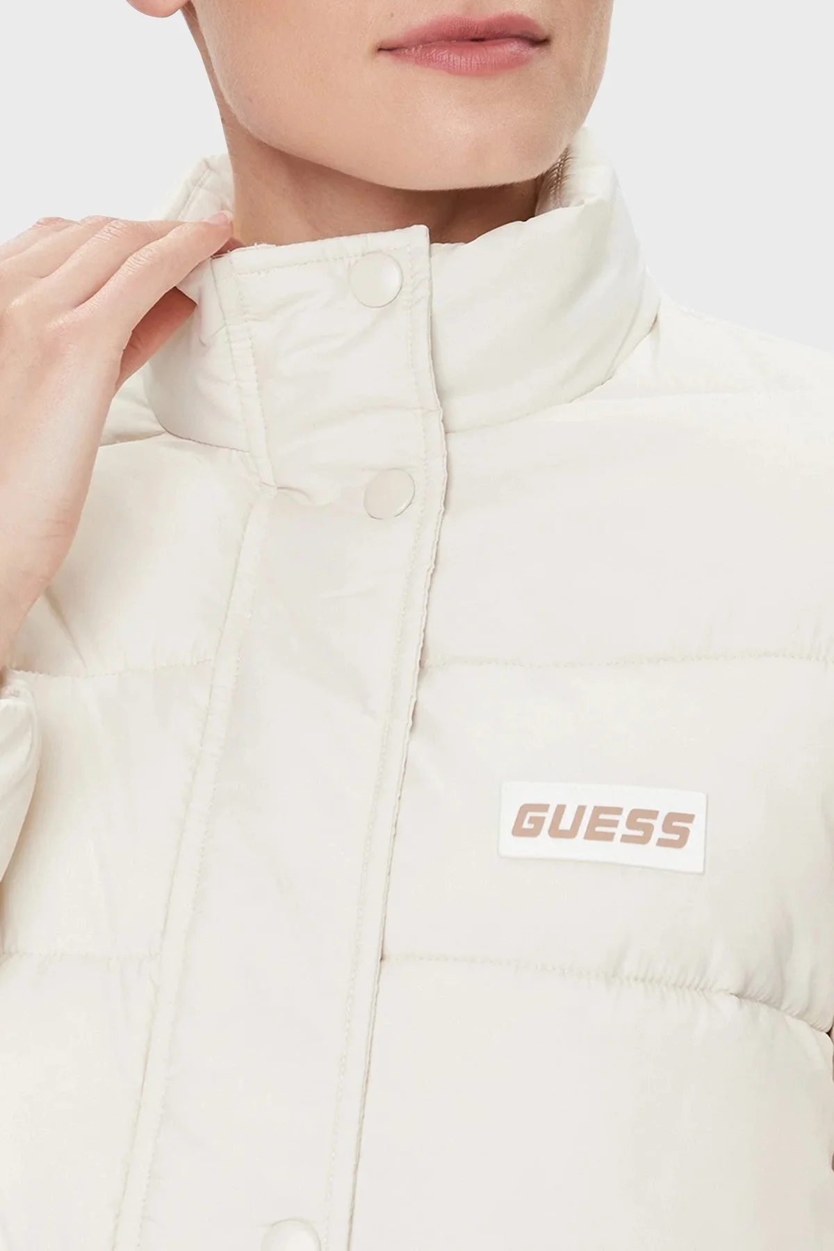 Guess Bertina Regular Fit Şişme V4RL00WFYE2 Bayan Mont V4RL00 WFYE2 G015 EKRU - 4