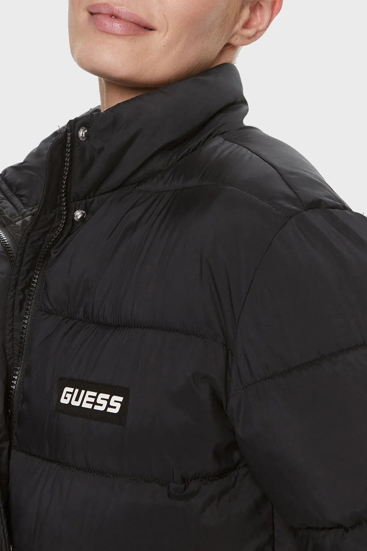 Guess Bertina Regular Fit Şişme V4RL00WFYE2 Bayan Mont V4RL00 WFYE2 JBLK SİYAH - 4