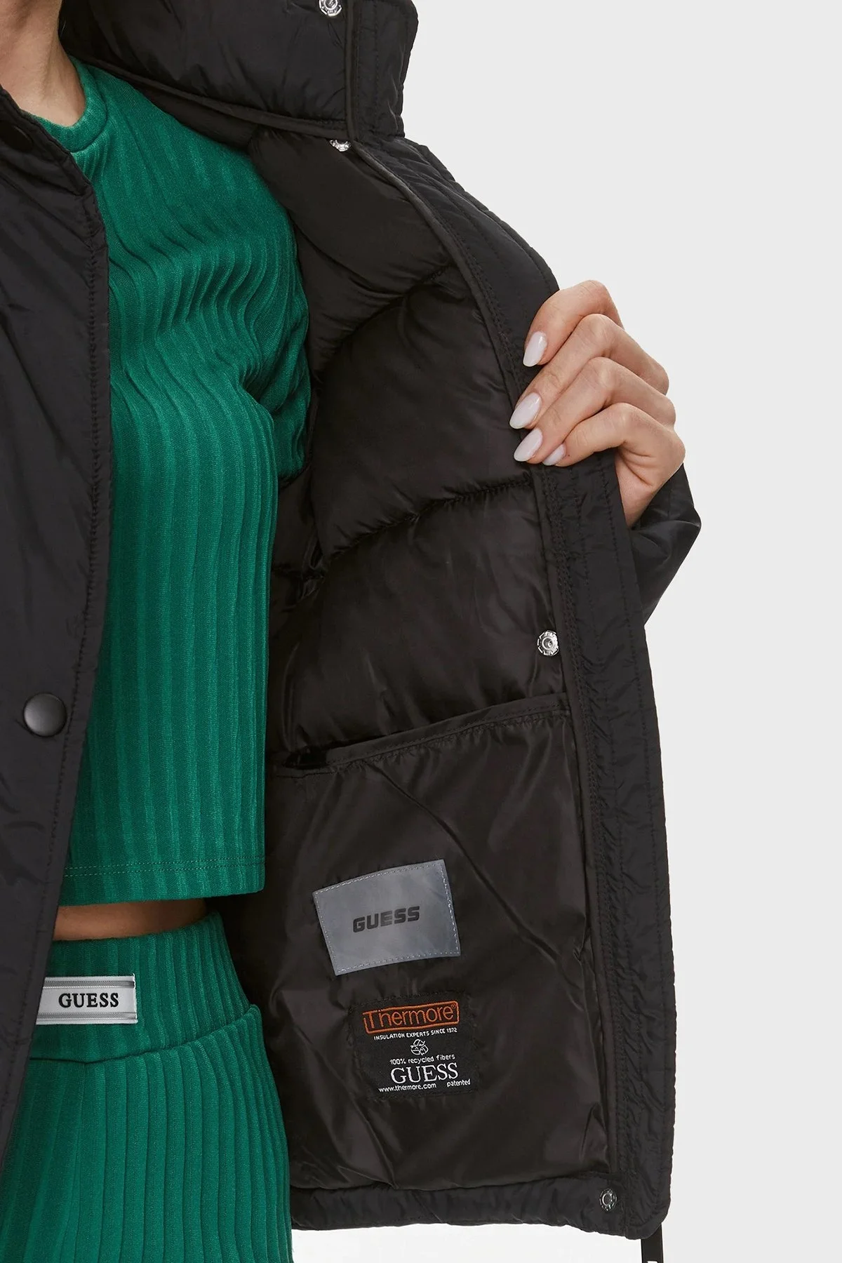 Guess Bertina Regular Fit Şişme V4RL00WFYE2 Bayan Mont V4RL00 WFYE2 JBLK SİYAH - 6