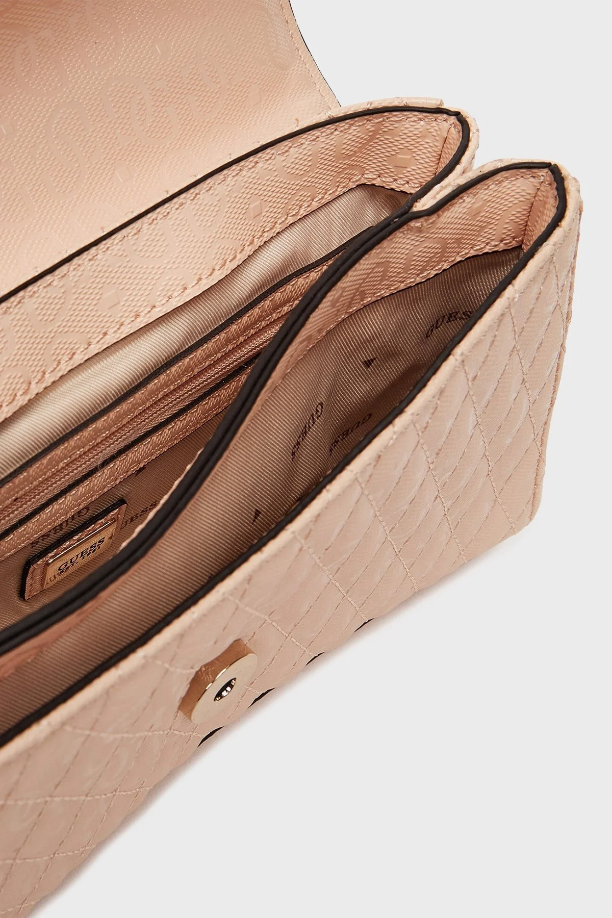 Guess Betula Kapitoneli Ayarlanabilir Zincir Askılı HWGG9626210 Bayan Çanta HWGG96 26210 APR PUDRA - 9