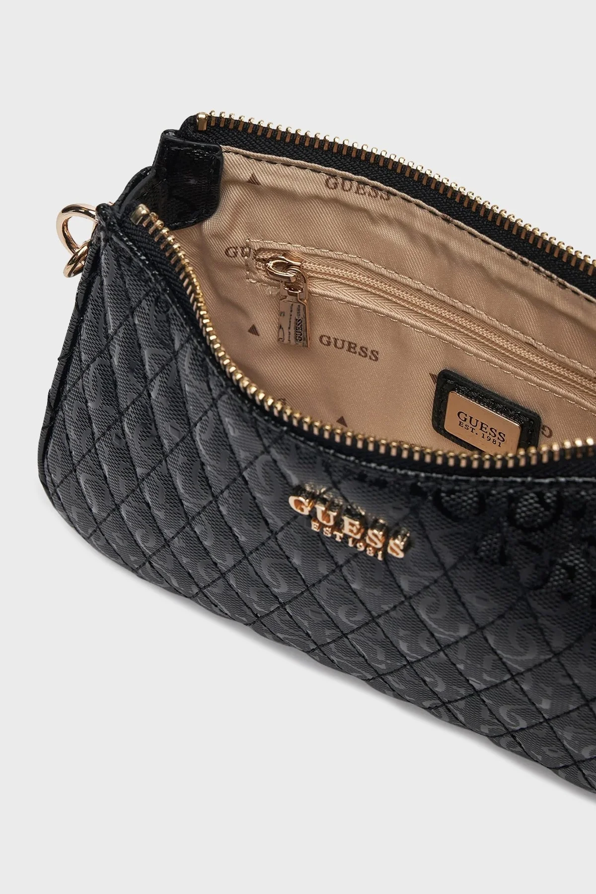 Guess Betula Kapitoneli Ayarlanabilir Zincir Askılı HWGG9626720 Bayan Çanta HWGG96 26720 BLA SİYAH - 9