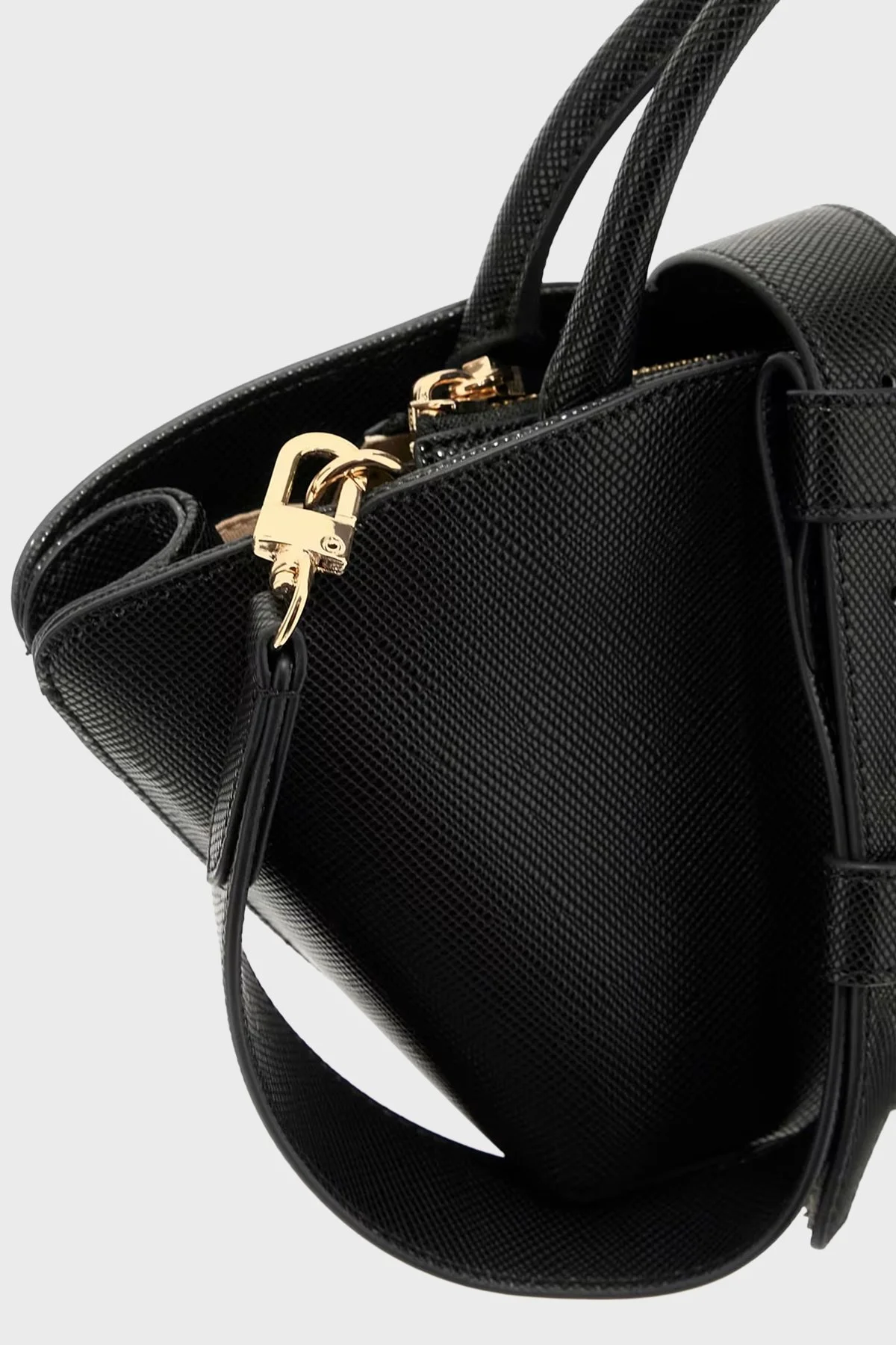 Guess Bolena Logolu Çıkarılabilir Askılı HWZG9207760 Bayan Çanta HWZG92 07760 BLA SİYAH - 6