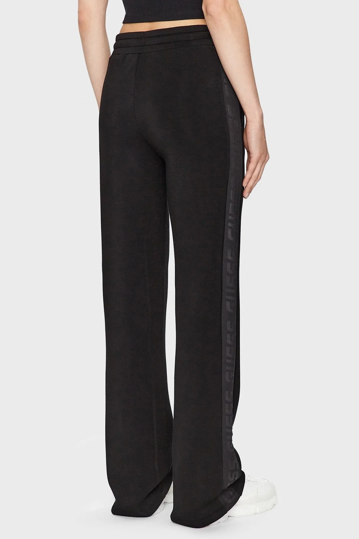 Guess Brenda Regular Fit Scuba Jogger V3RB21K7UW2 Bayan Pantolon V3RB21K7UW2 JBLK SİYAH - 8