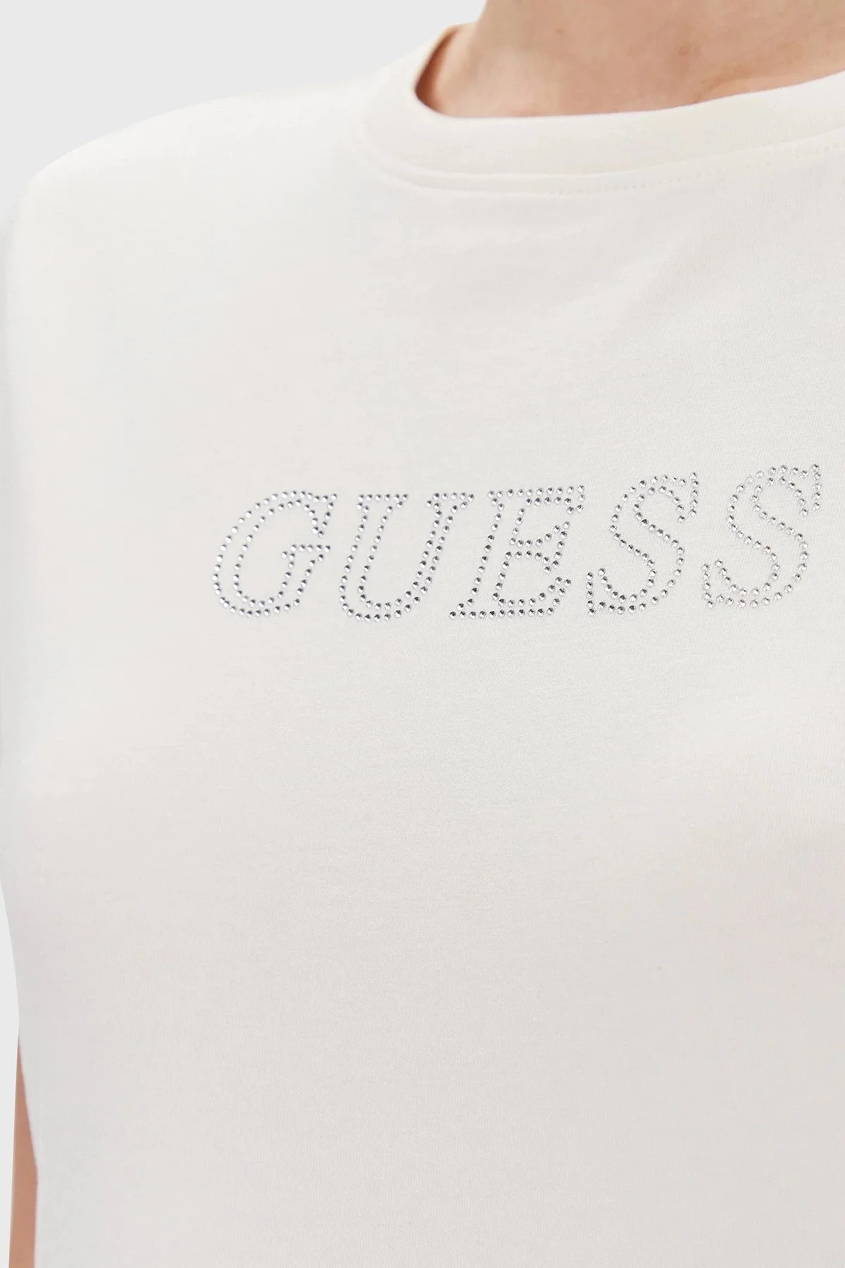 Guess Briana Pamuklu Regular Fit V3BI11J1314 Bayan T Shirt V3BI11 J1314 G012 BEYAZ - 5