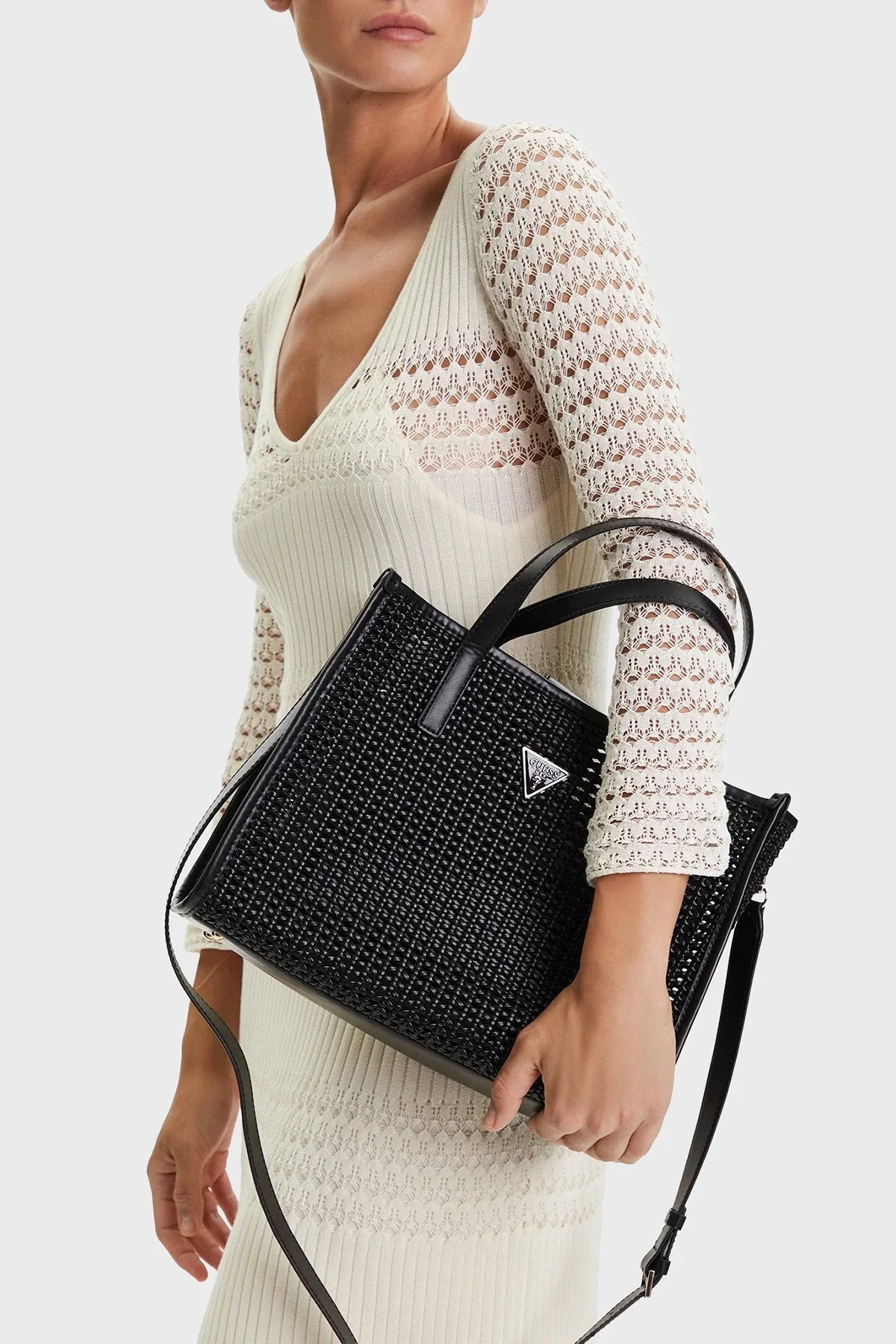 Guess Brigitta Logolu Çıkarılabilir Askılı Dokuma HWWZ7206230 Bayan Çanta HWWZ72 06230 BLA SİYAH - 2