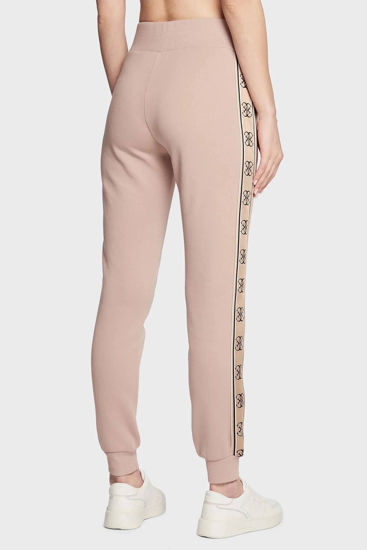 Guess Britney Logo Bantlı Regular Fit Pamuklu Jogger Bayan Pantolon V2YB15KA3P1 G4Q9 PUDRA - 3
