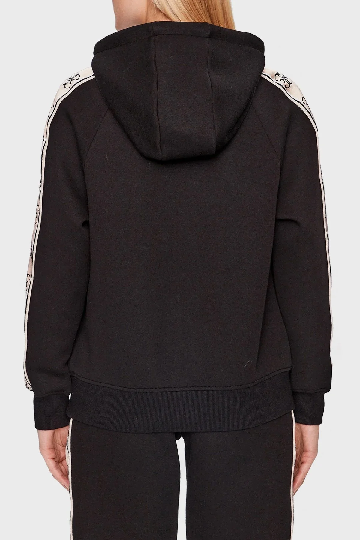 Guess Britney Logo Şeritli Pamuklu Kapüşonlu Regular Fit Bayan Sweat V2YQ15KB3P2 JBLK SİYAH - 3
