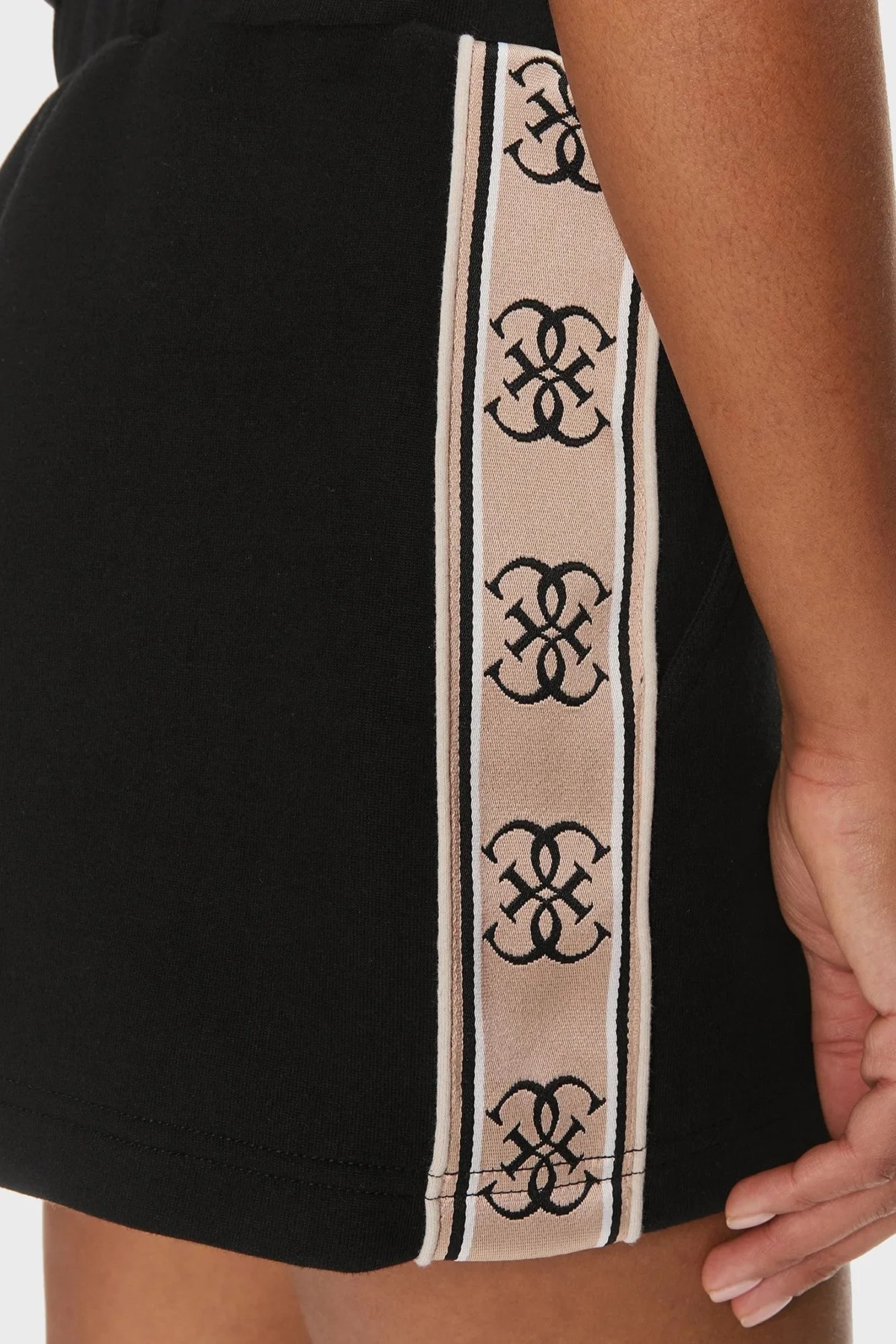 Guess Britney Pamuklu Relaxed Fit Cepli V3GD13KB3P2 Bayan Short V3GD13 KB3P2 JBLK SİYAH - 10